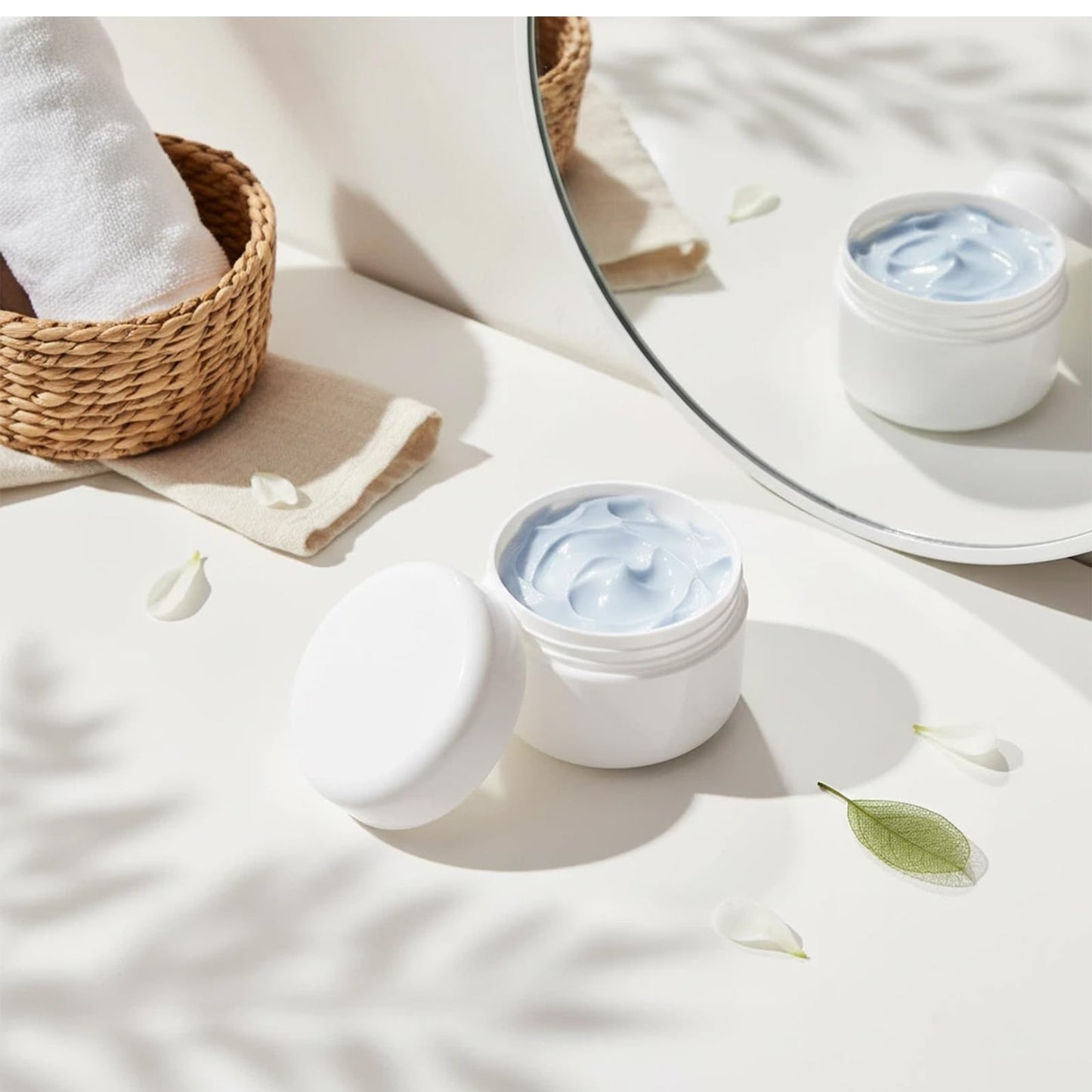 Bekith 40 Pack White 50G/50ML (1.7 oz) Cosmetic Jars, with Liners and Dome Lids, for Cosmetic Samples, Cream, Lotion