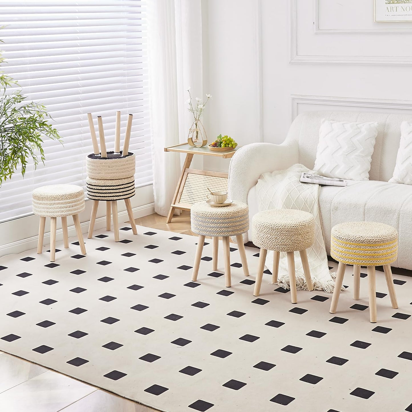 Cpintltr Round Ottoman Footstool Natural Seagrass Foot Stool Pouf Ottomans with Solid Wood Legs Hand Weave Hyacinth Footrest Step Stool for Living Room Balcony Garden Natural & Beige