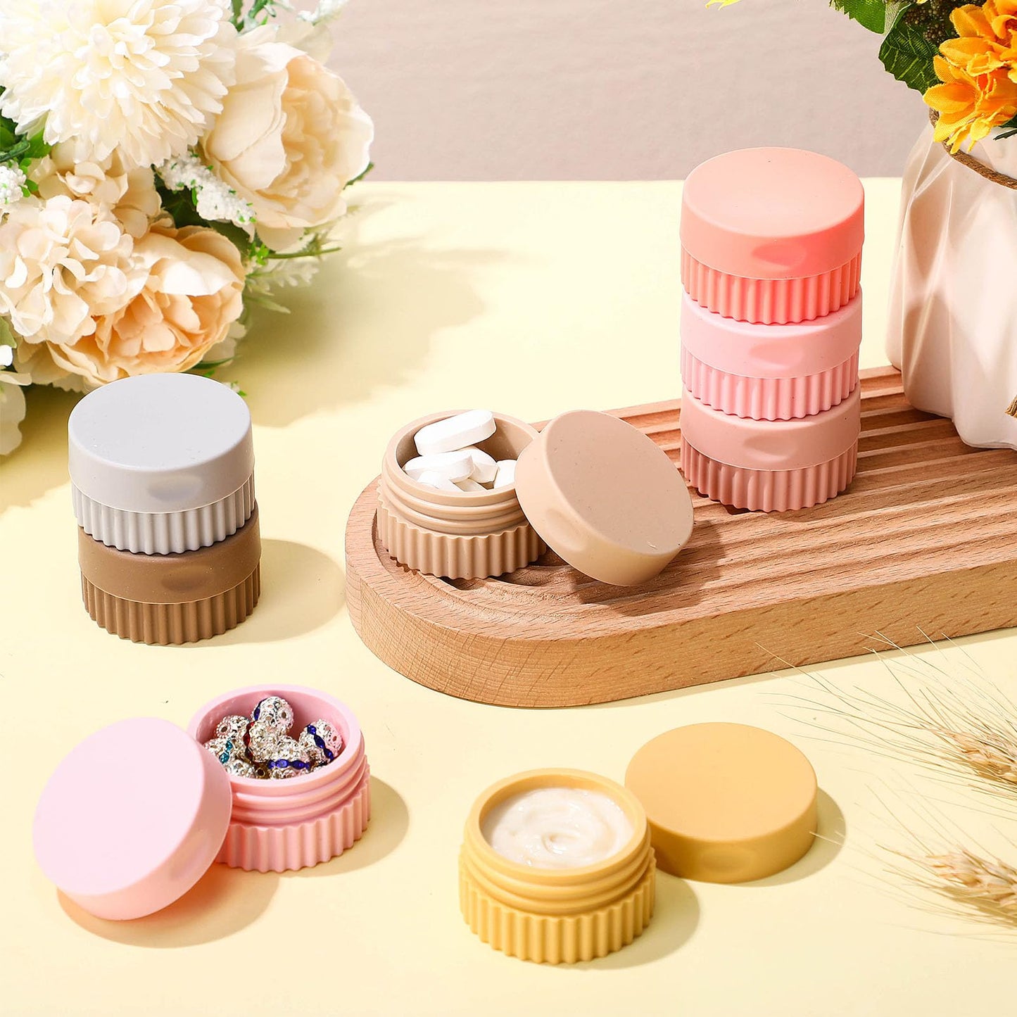 Maxcheck 8 Pcs Travel Containers for Toiletries 0.68 Oz/20 ml Small Silicone Cream Jar with Lid Mini Leakproof Lotion Jar Refillable Travel Cosmetic Container for Face Body Skin Cream (Novel Color)