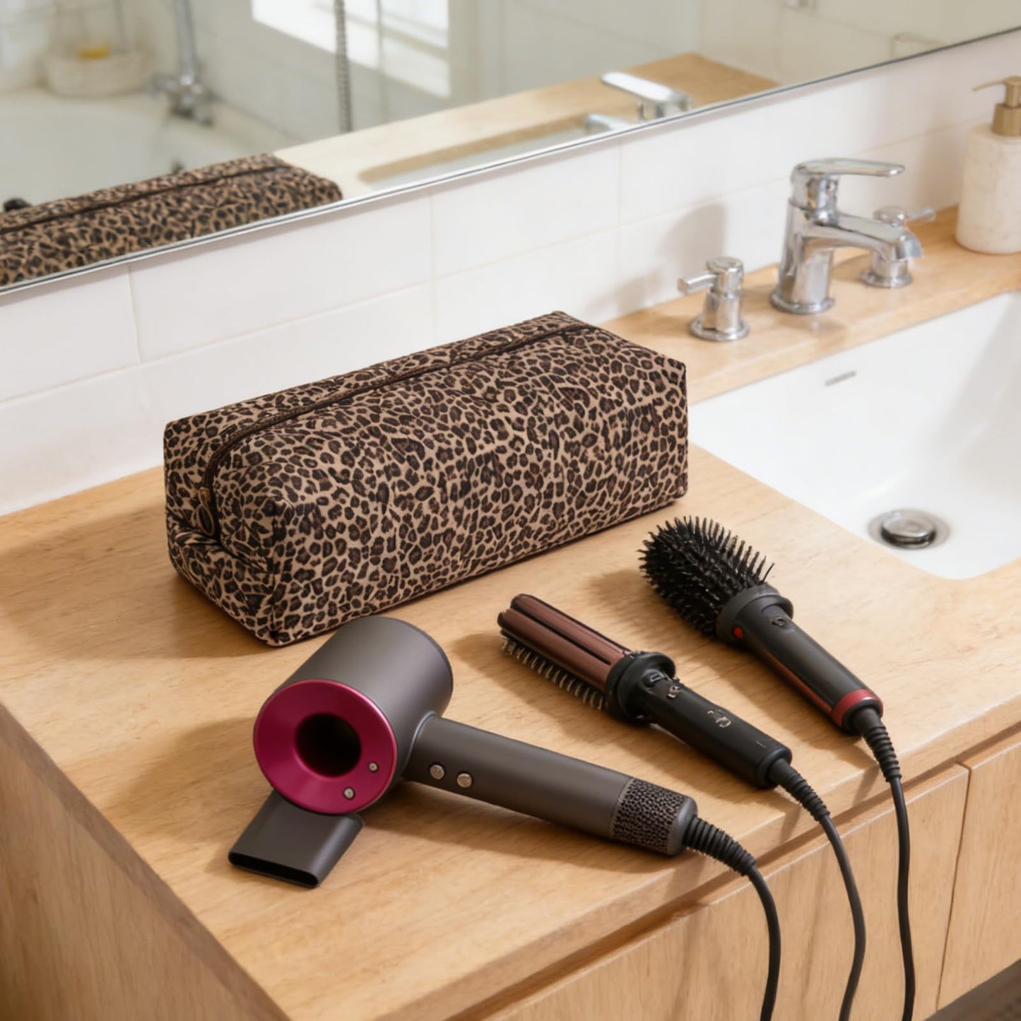 idoltimes Hair Tools Travel Bag, Quilted Hair Tools Organizer Compatible with Dyson Airwrap Styler
