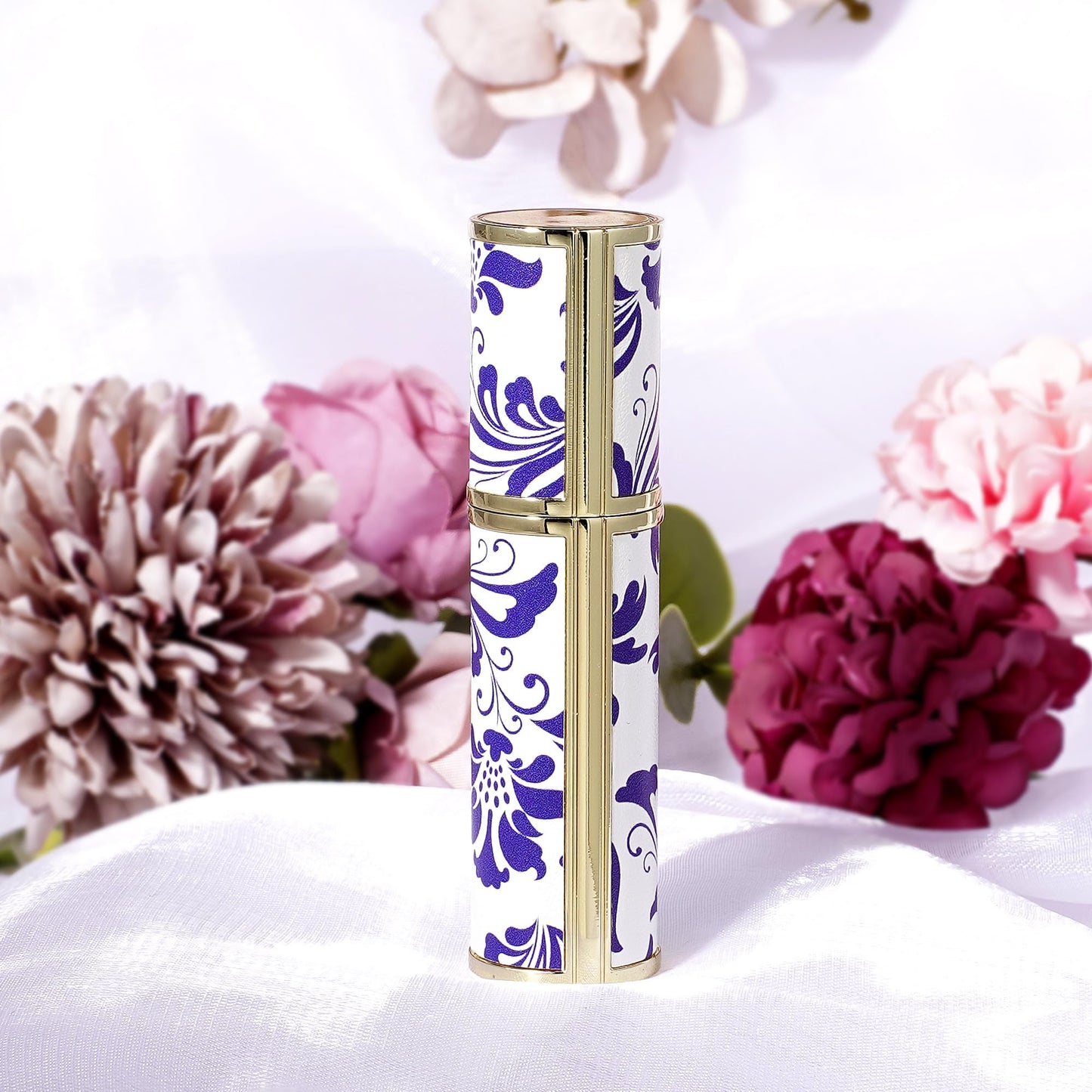 LUEXBOX Portable Perfume Bottle for Travel, Mini Refillable Perfume Dispenser, 5ml Faux Leather Leak Proof Perfume Atomizers, Blue and White Bottles Sprayer for Pocket Perfume (Blue flower)