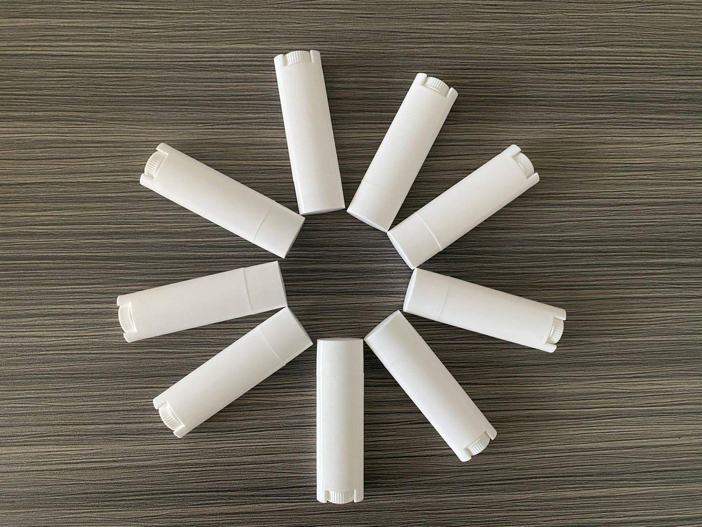 Ewanda Store 5ml Oval Lip Balm Tubes, 100PCS Plastic White Empty Deodorant Containers, Lip Gloss Container Holder With Caps