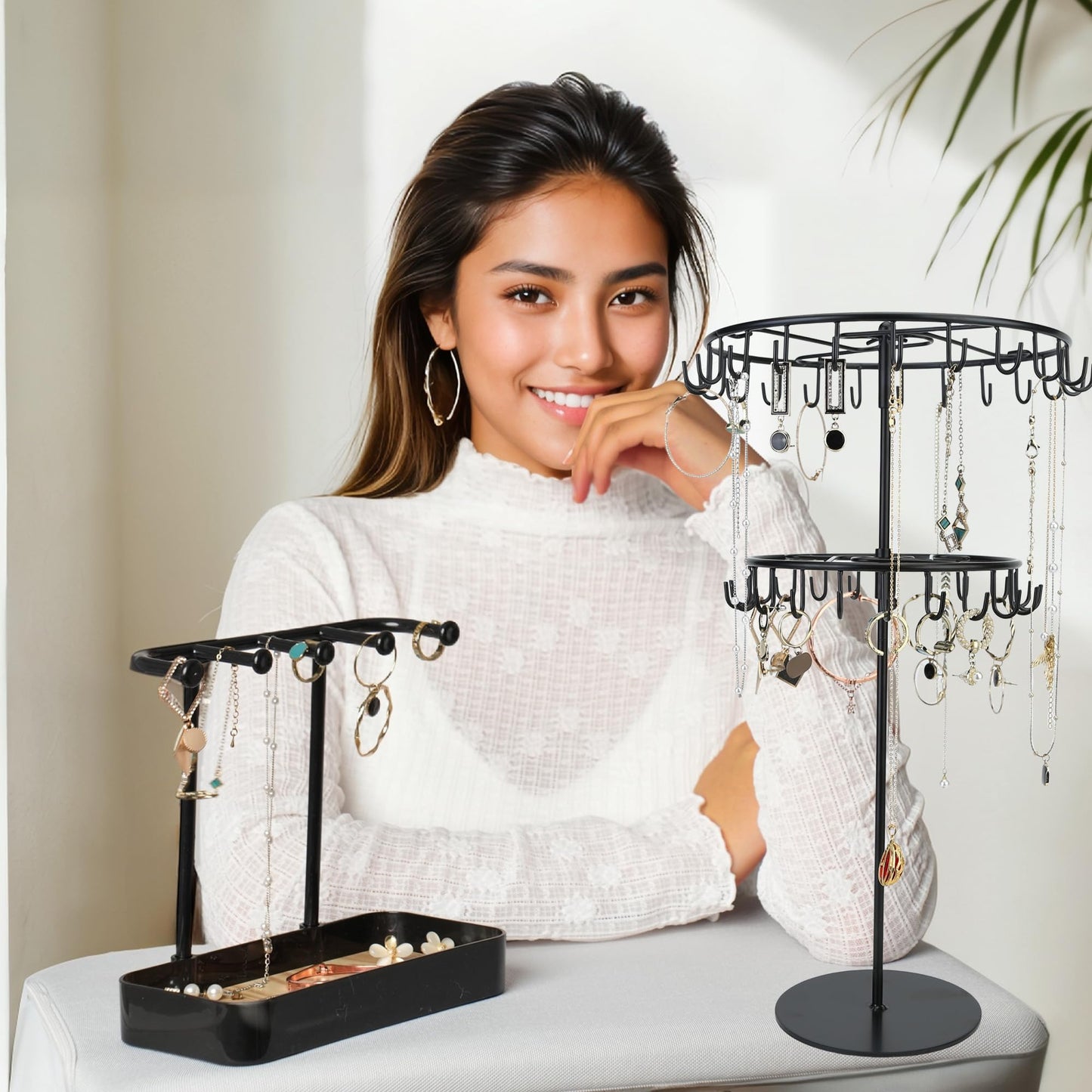 Diridbaz jewelry storage rack Rotating Jewelry Display is used to organize and store necklaces, earrings, bracelets, rings-black