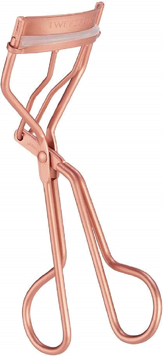 Tweezerman Eyelash Curler for All Eye Shapes with Refill Pads, Rose Gold