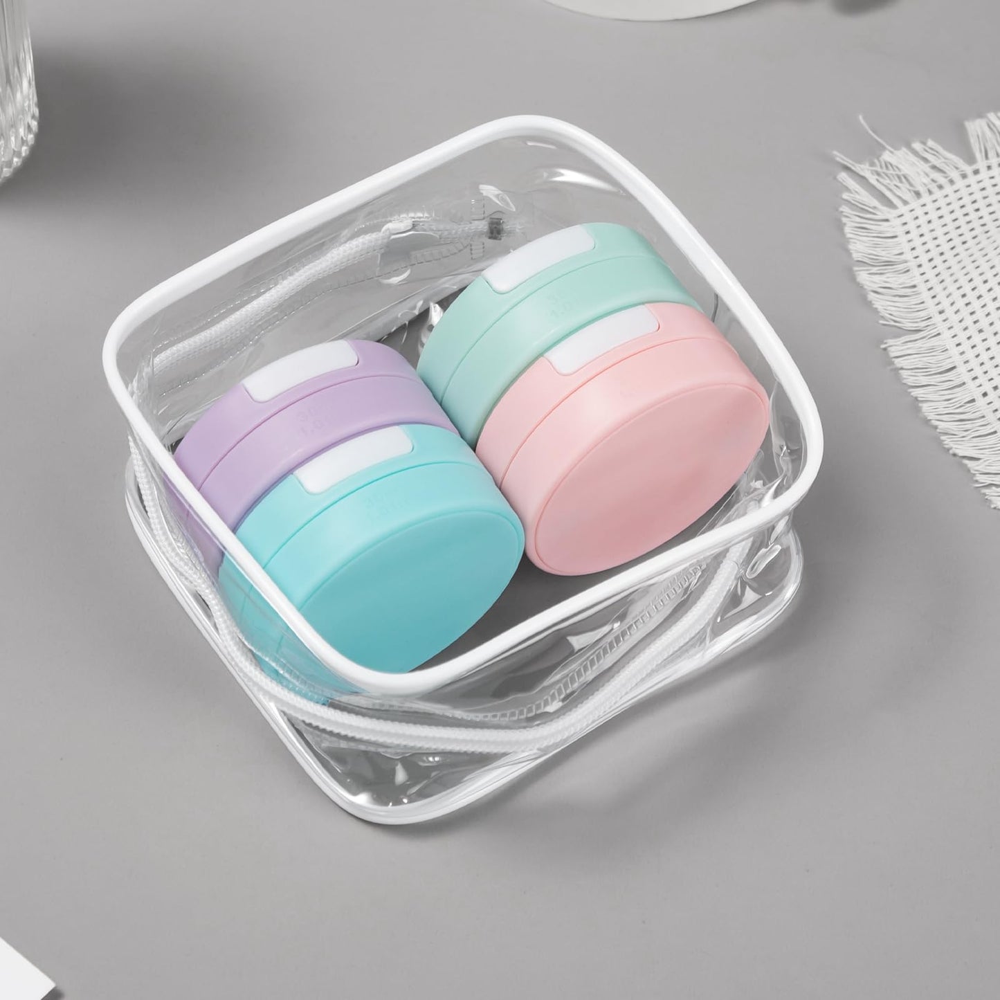 Gemice Travel Containers for Toiletries, Magnetic Travel Containers, TSA Approved Cream Jars with Toiletry Bag, Leak-proof Small 1oz Capsules Set with Multiple Labels for Organization (4 Pack)