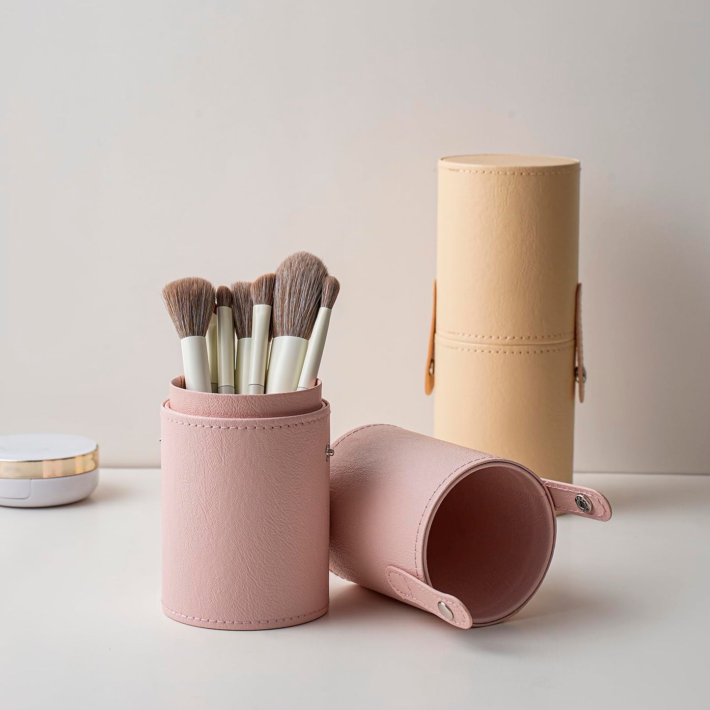 RSRSLEII Portable Makeup Brush Holder, Waterproof PU Leather Travel Makeup Brush Case Bag Cup, Brush Storage Dustproof Bag (01Light Pink)