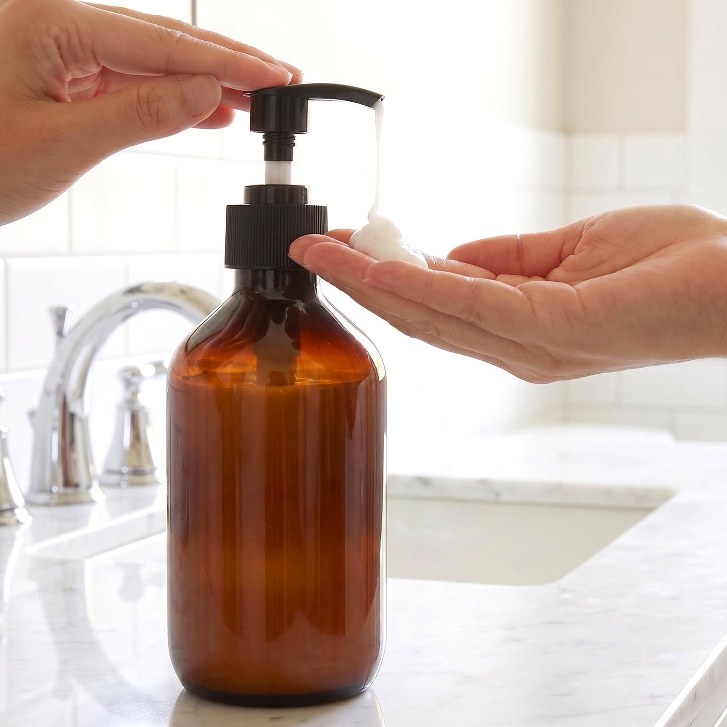 Kuyeyzu 12 Pack 10 oz Amber Soap Dispenser Empty Plastic Pump Bottles Refillable Lotion Bottle for Shampoo Conditioner Hand Body Wash Bathroom Kitchen Travel