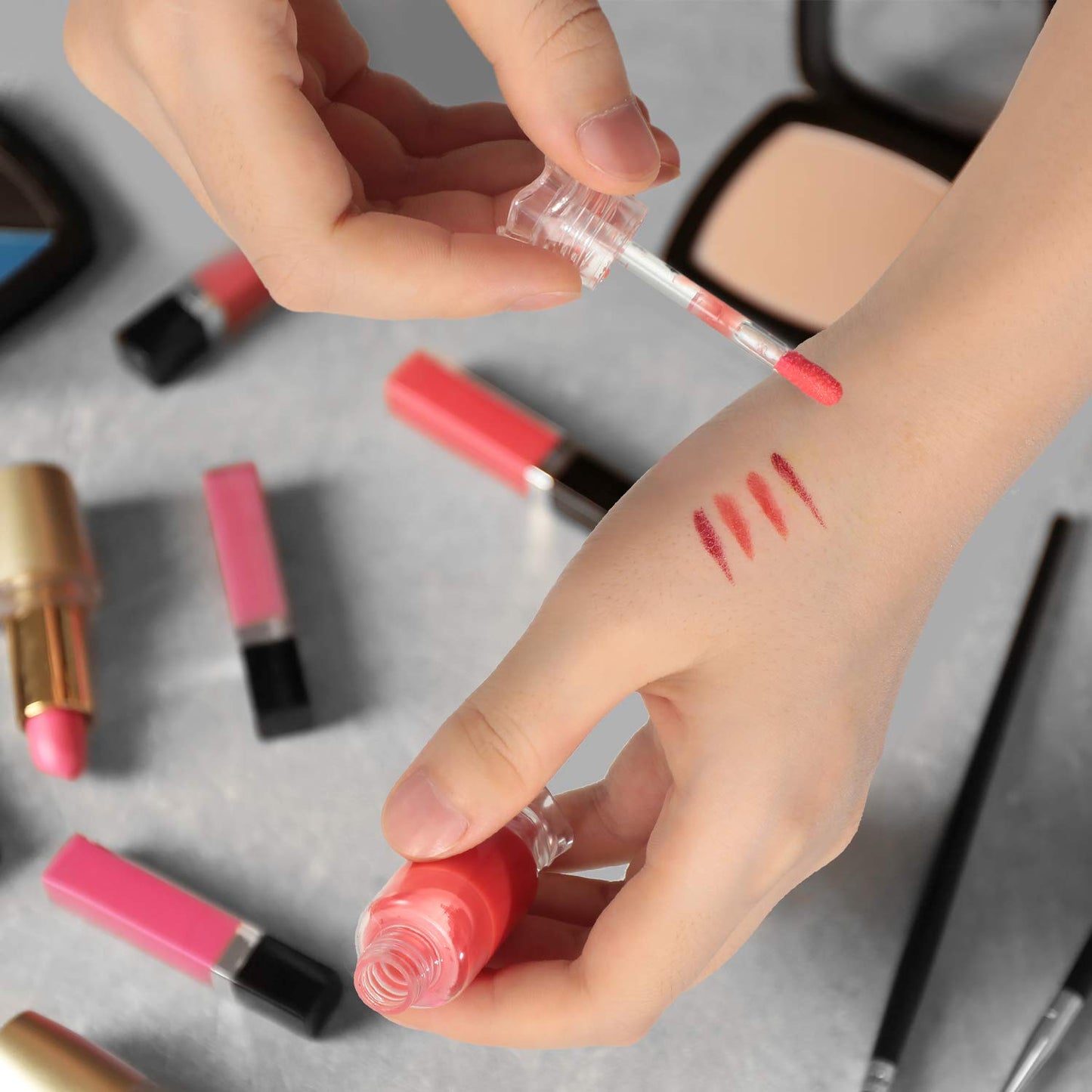 Blulu 20 Pieces Empty Lip Gloss Tubes with Wand 9 ml Mini Clear Candy Shape Lip Balm Tube Containers and 2 Pieces Funnel for DIY Cosmetics Women