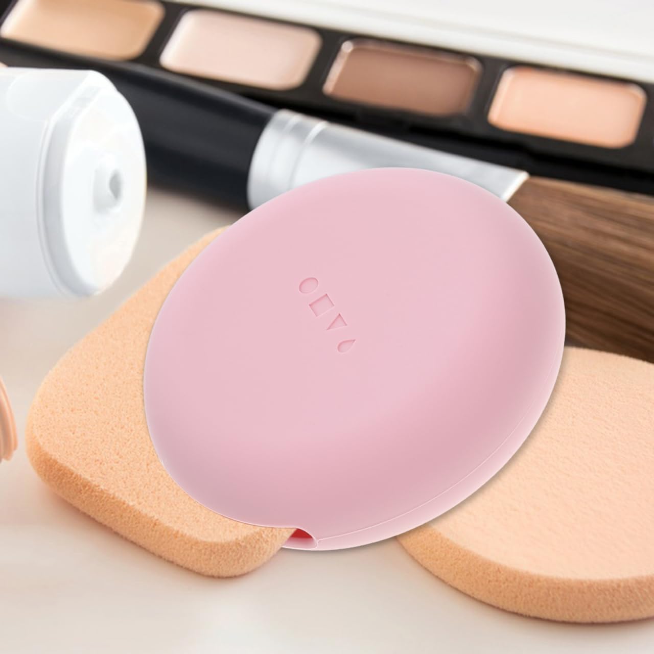 Healeved Travel Powder Puff Case Compact Silicone Makeup Sponge Holder Portable Makeup Puff Storage Box for Women and Girls