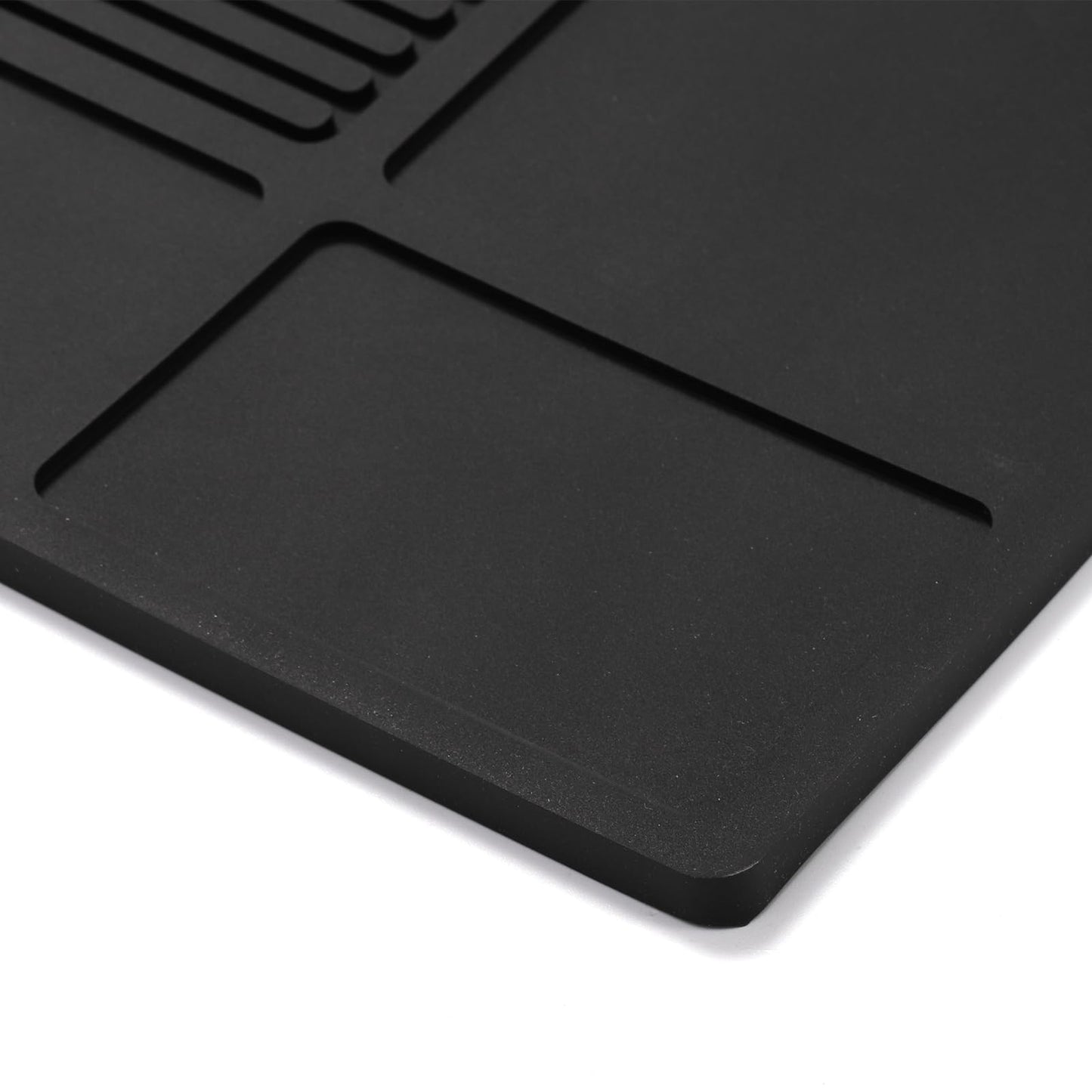 Hedume Magnetic Barber Mat, 17.7'' x 11.8'' Magnetic Barber Organizer Mat for Clippers, Professional Anti-Slip Heat Resistant Barber Table Matt, Flexible PVC Barber Tool Pad for Hairstylist