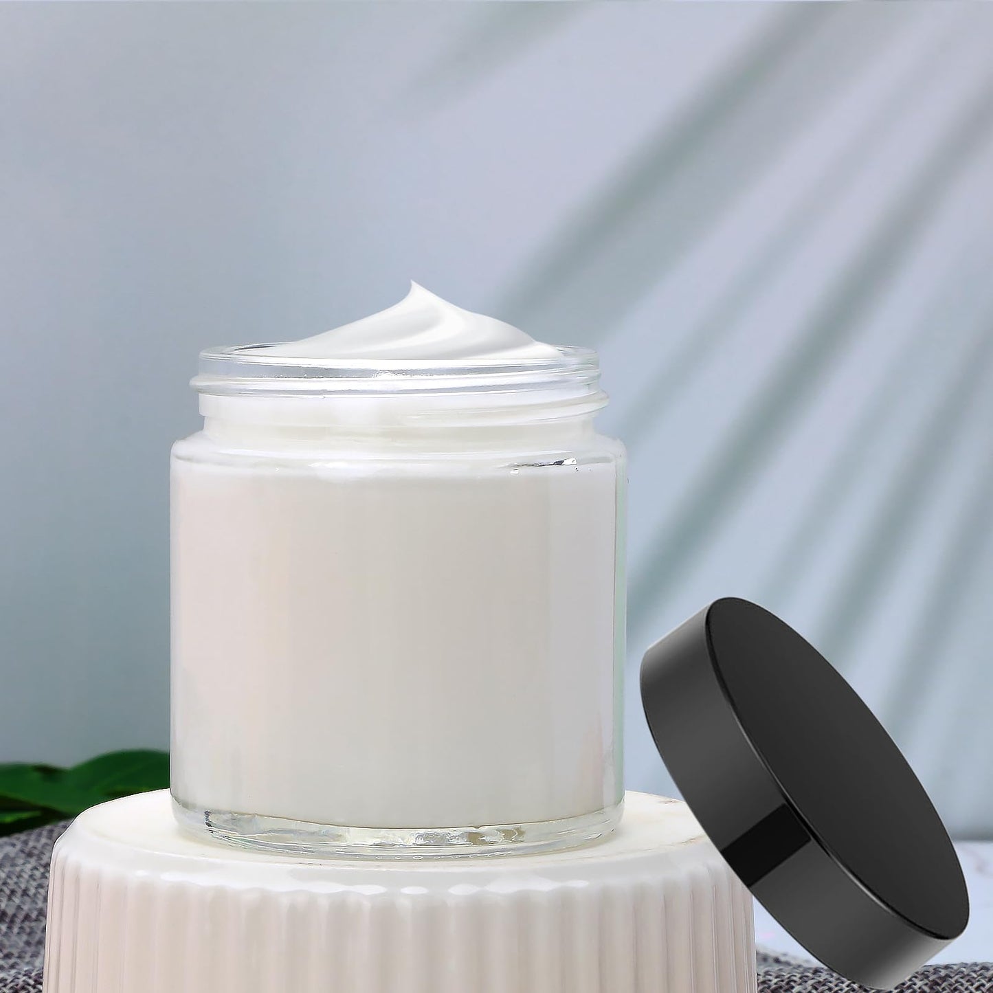 4oz Glass Clear Cosmetic Jars with Black Lids,Empty Small Glass Jars with Inner Liners,Round Travel Sample Container for Cream,Lotion,Ointments,Candle Making,Set of 25