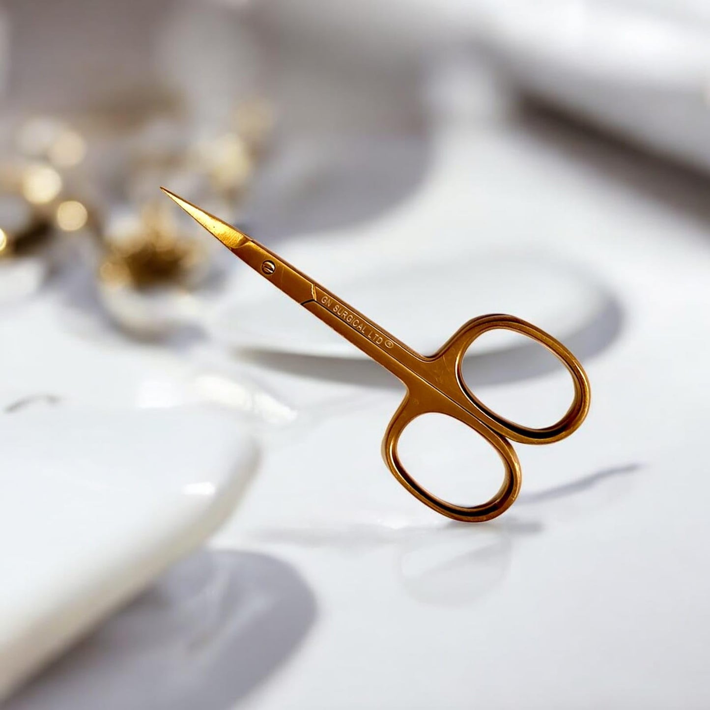 Scissors, Professional Stainless Steel Curved Cuticle Sharp Dead Skin Scissors Pointed for Trimming Eyebrows, Nose Hair, Manicure, Finger & Toe Care, Titanium Gold