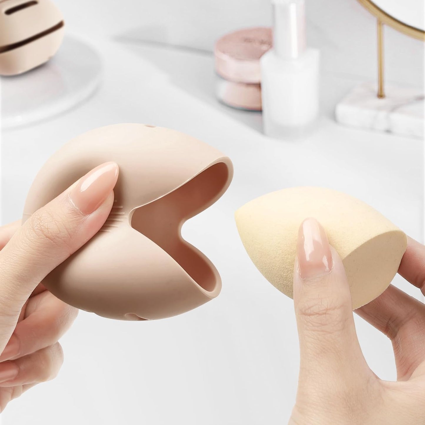 BSJIASHIWEI 2-in-1 Silicone Makeup Brush Holder Travel Case with Beauty Blender Pouch, Nylon Strap Closure, Odorless Waterproof Makeup Brush Organizer for Travel, Fits 12 Full-Size Brushes (Khaki)