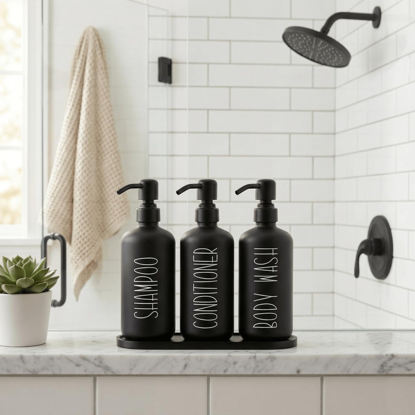 MOMEEMO Reusable Shampoo and Conditioner Bottles with Tray, Shampoo Bottles Refillable with Pump, Pump Bottles for Shampoo and Conditioner, Shower Dispenser Bottles (Black)
