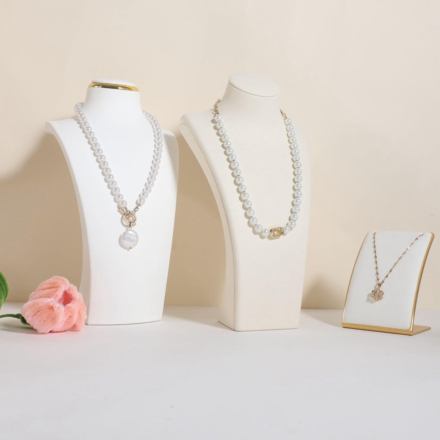 GemeShou White necklace display stands for selling, Velvet necklace storage organizer, Necklace mannequin jewelry bust holder for boutique store【White-Medium height 10.2 inch】