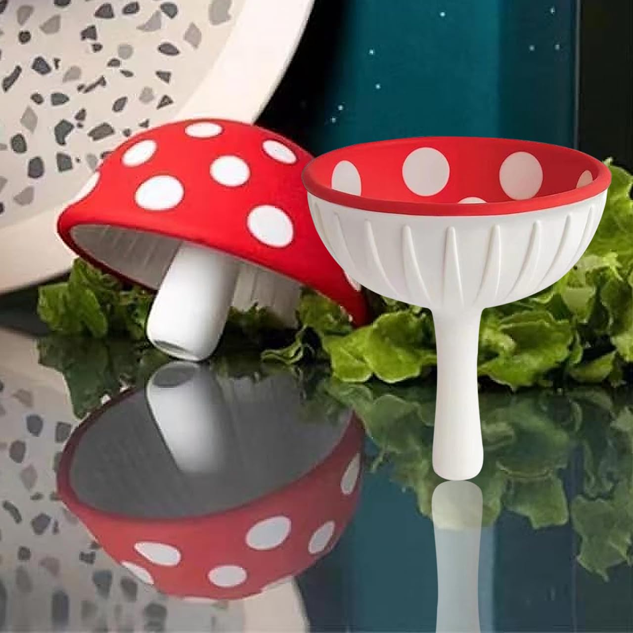 Mushroom Funnel for Kitchen，Cute Foldable Silicone Mini Funnel for Filling Small Bottles，Fun Gadgets, Chemistry Gifts 2pcs