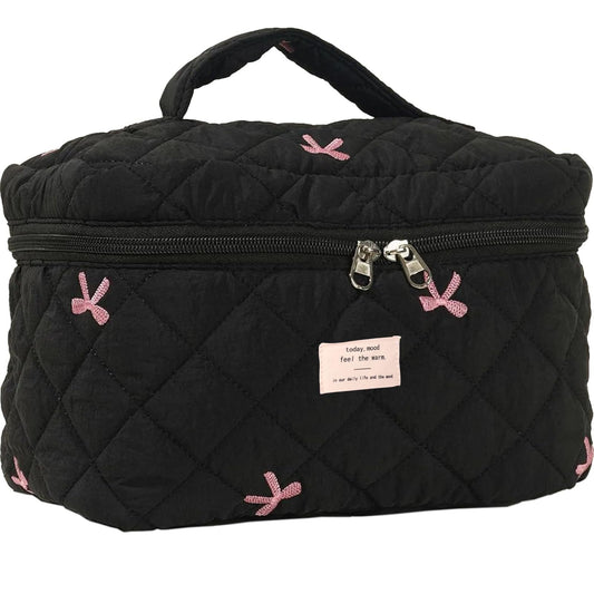 AMULOKRU Large Makeup Bag, Cute Cosmetic Bags for Women, Floral Quilted Makeup Bag, Coquette Aesthetic Toiletry Bag,Travel Makeup Organizer Bags-Black