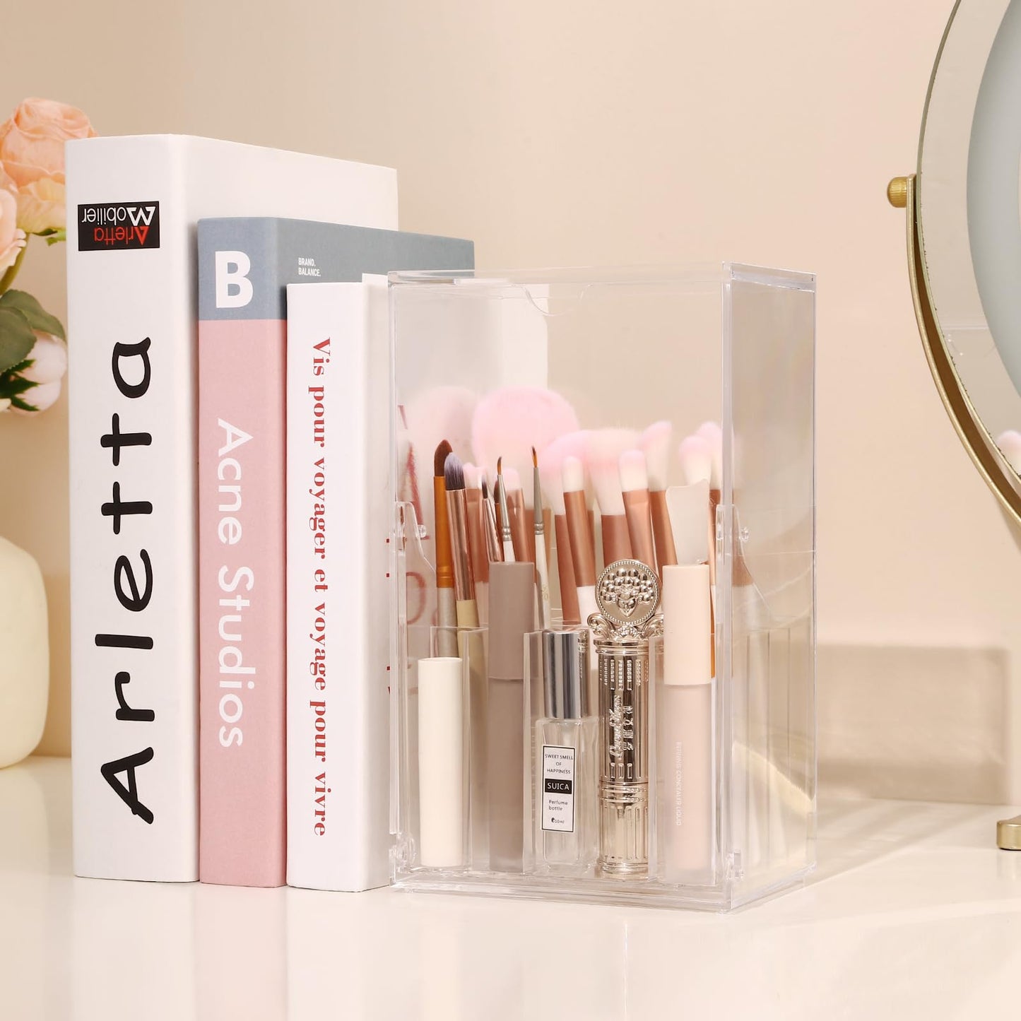 LOHRYVIO Acrylic Makeup Brush Holder with Slanted Flip-Top Lid - Clear Dustproof Cosmetic Make up Brush Organizer and Storage Box - Large Capacity 17-Slots Container for Vanity Brushes (Transparent)