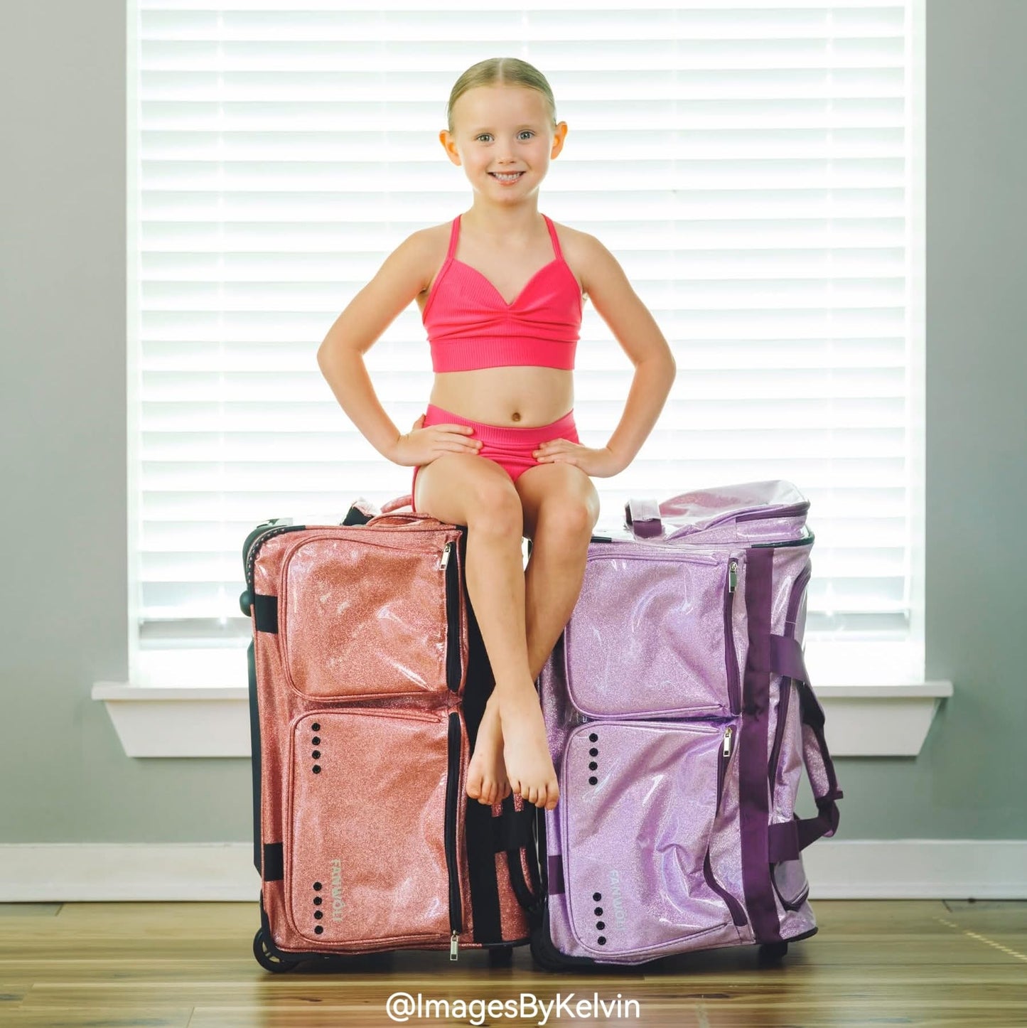 Fanwoli 28" Dance Bag with Rack and Dressing Room | Shine-Bright Collection | 360° Privacy Curtain | Ideal Competition Duffle Bag for for Dancer Cheerleader Little Princess (Including Curtain)