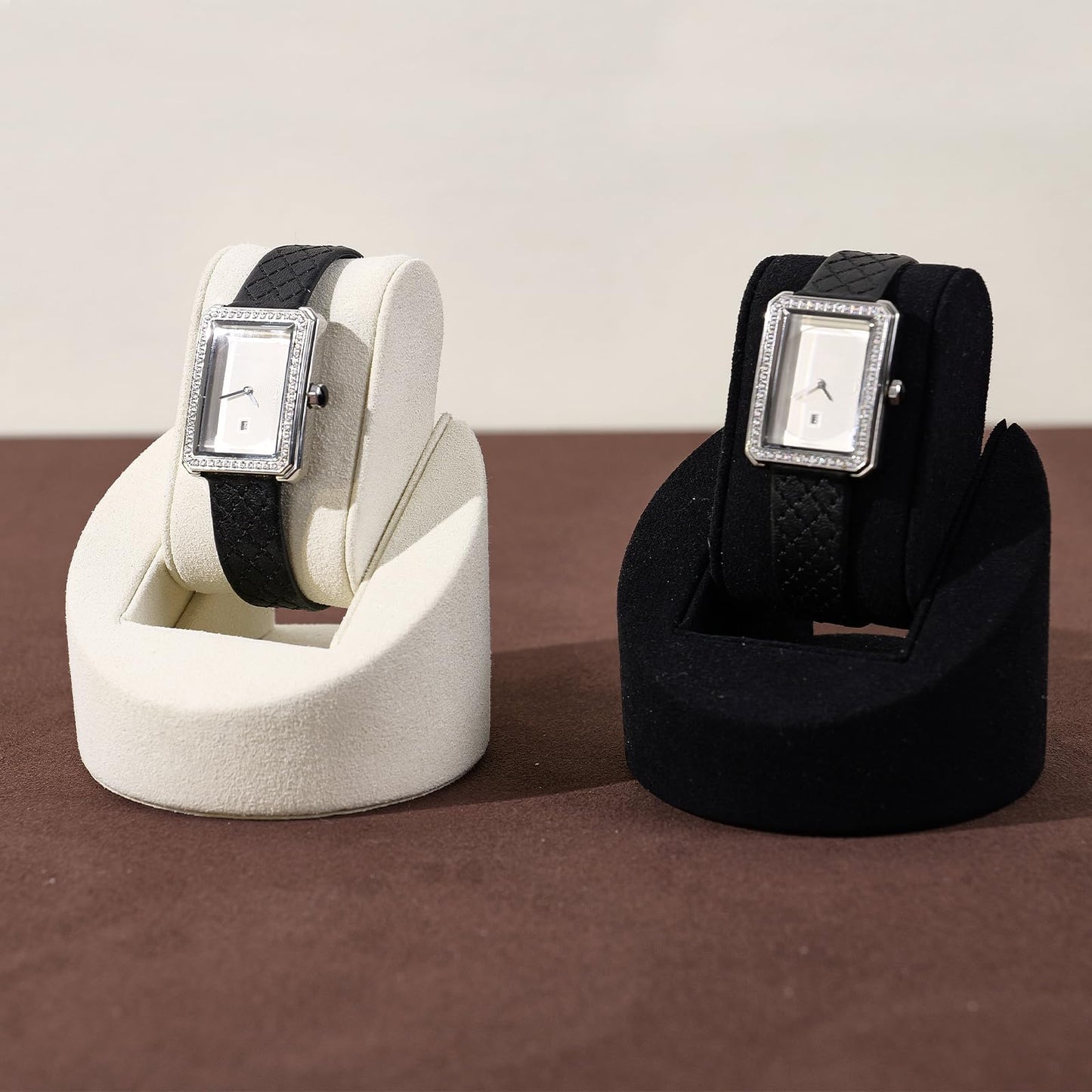 Woodten Microfiber Single Watch Stand Display Jewelry Watch Showcase Display Stand(Beige)
