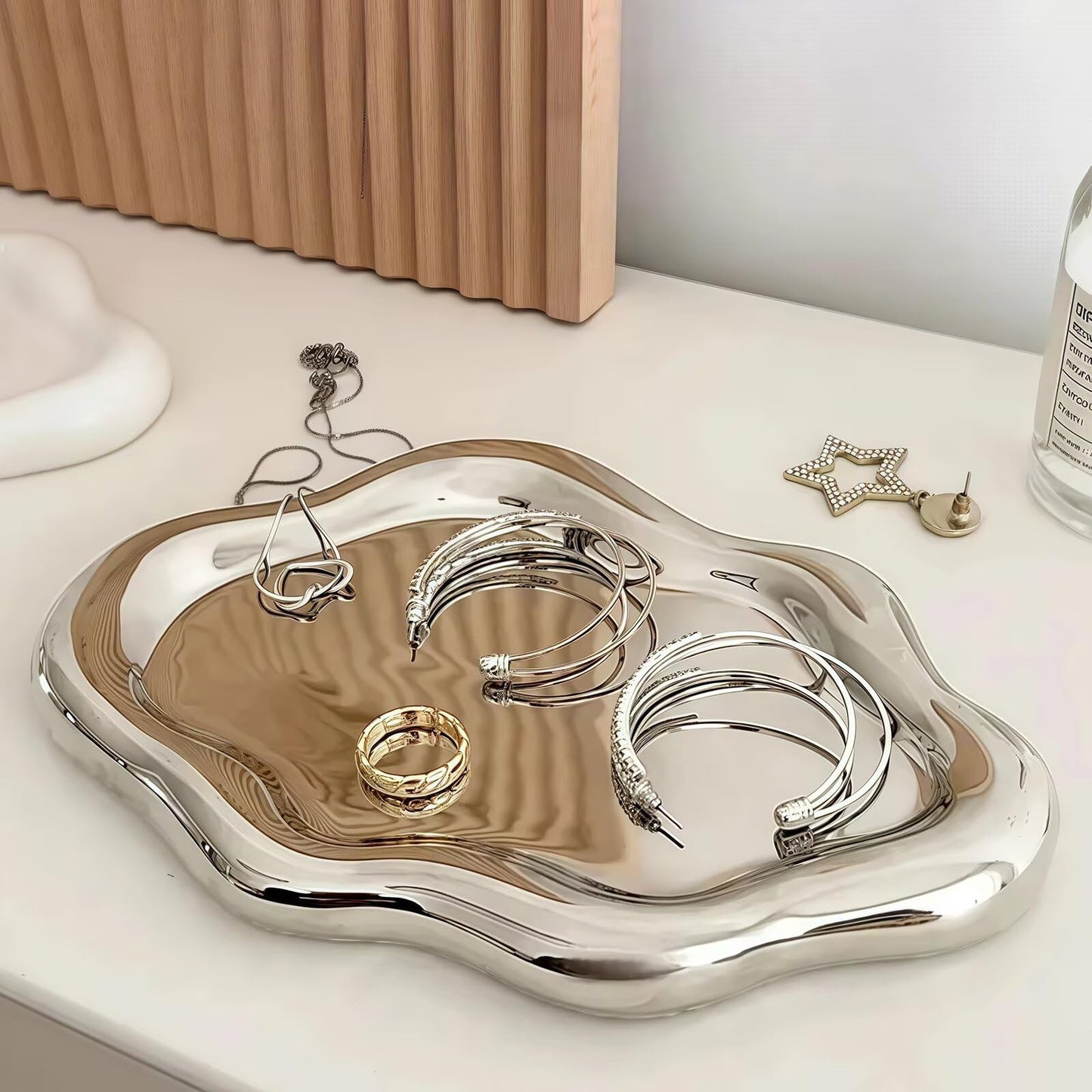 Ceramic Jewelry Dish for Women, Unique Cloud Shaped Trinket Ring Tray, Room Decorative Vanity Tray, Women Gift for Mother's Day, Christmas, Thanksgiving, Birthday, for Plate, Watch, Keys etc(Silver)