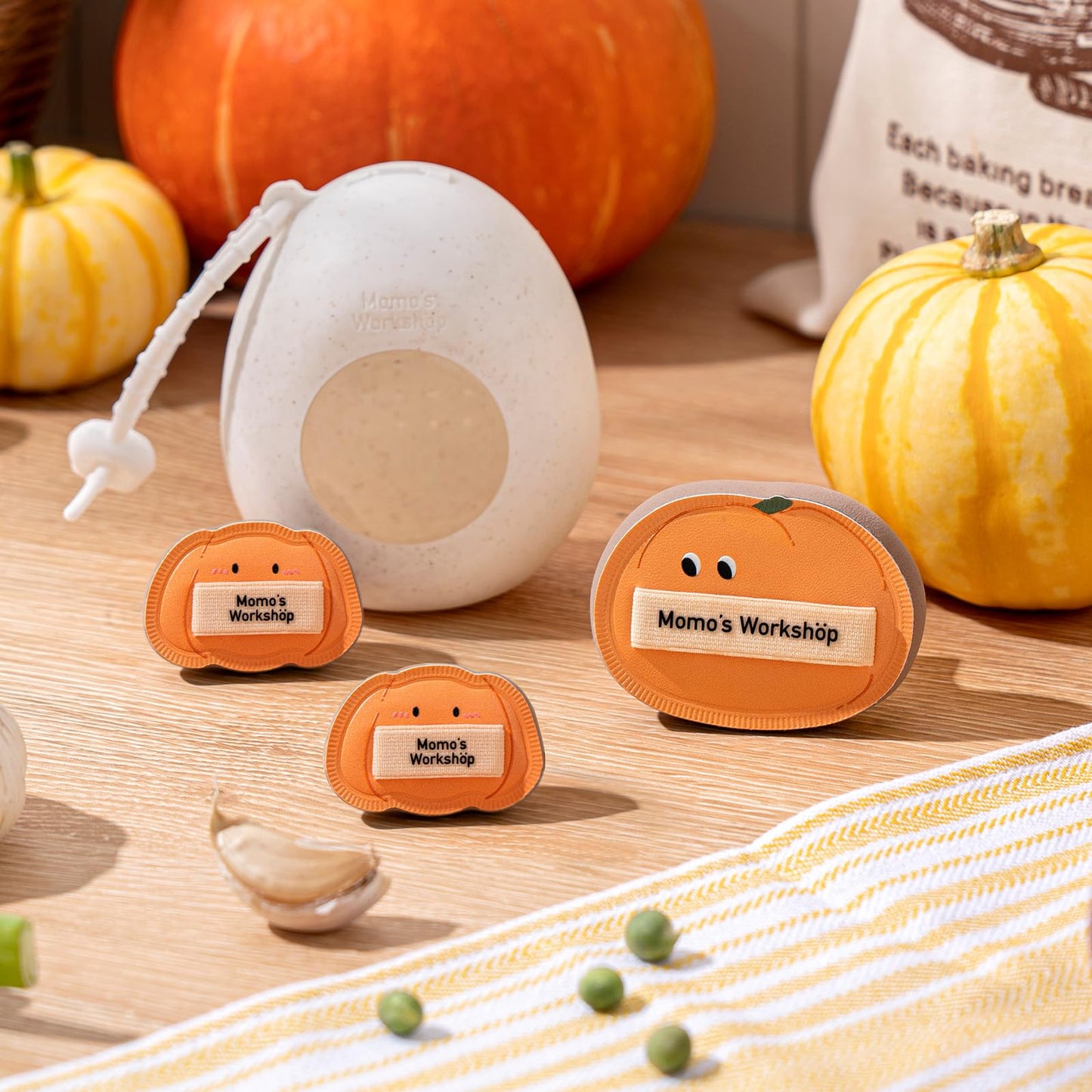 Momo's Workshop Pumpkin Makeup Sponge 3Pcs Rubycell Large+2Mini for Foundation & Concealer