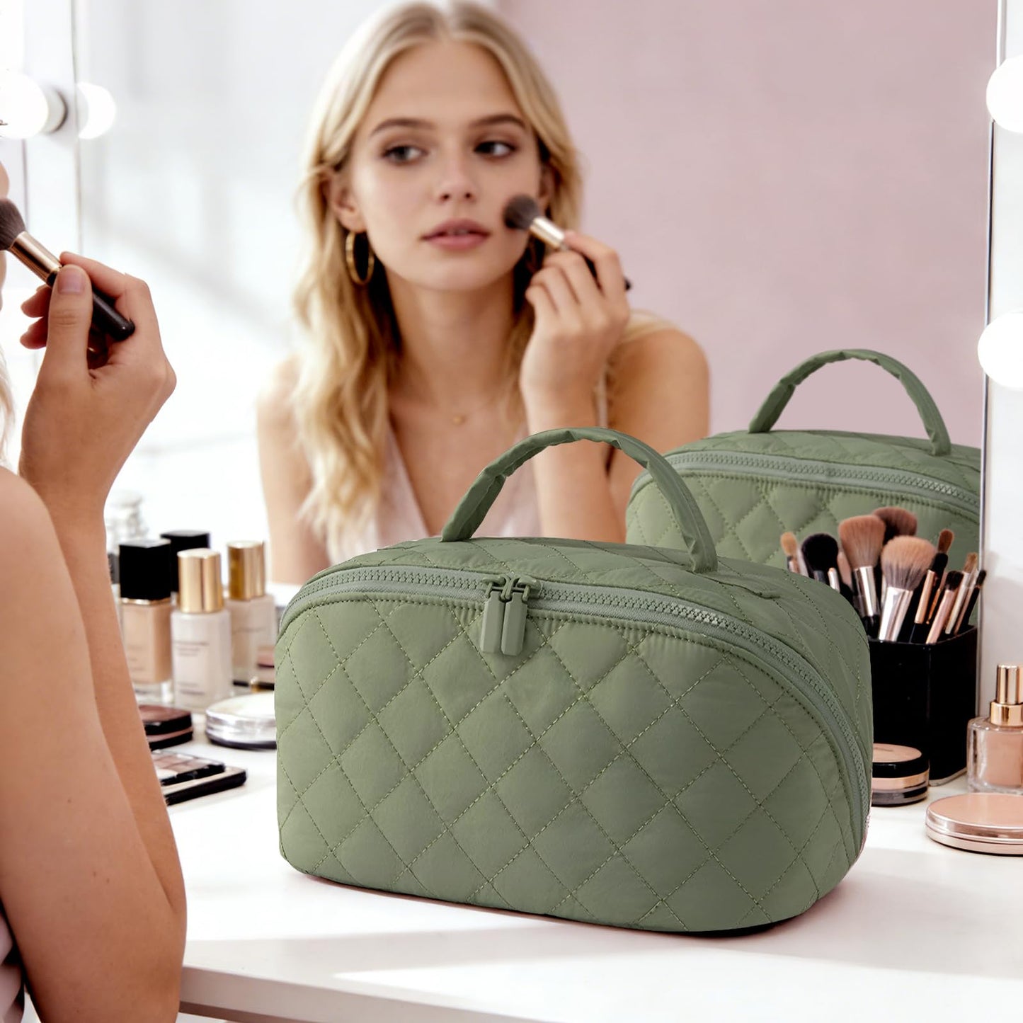 Kezzfpa Makeup Bag, Quilted Makeup Bag, Cosmetic Organizer Bag, Travel Makeup Bag, Waterproof Pouch Toiletry Bag for Women Makeup Organizer Case (Green)
