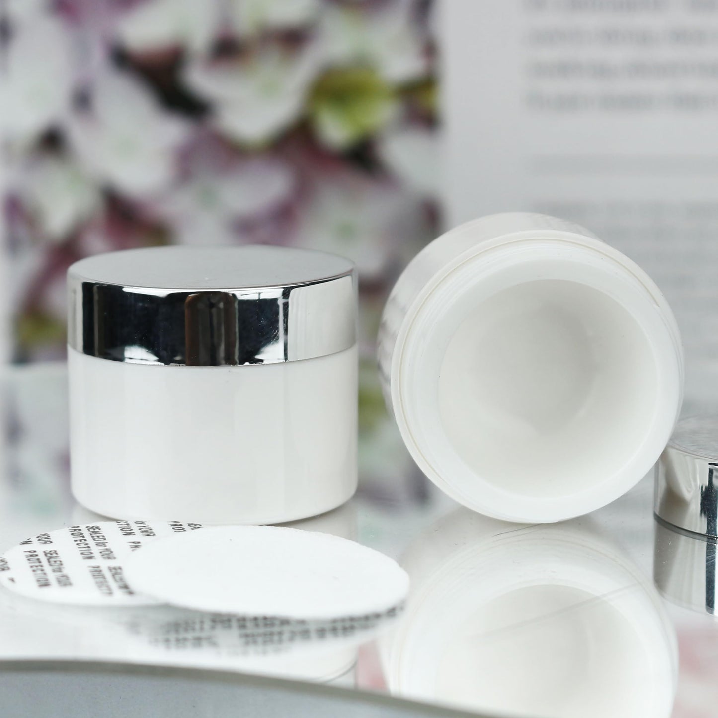 COSIDEA 24pcs 5g Empty Round plastic lip balm jars white pot for refill cream with silver cap and self-seal pad