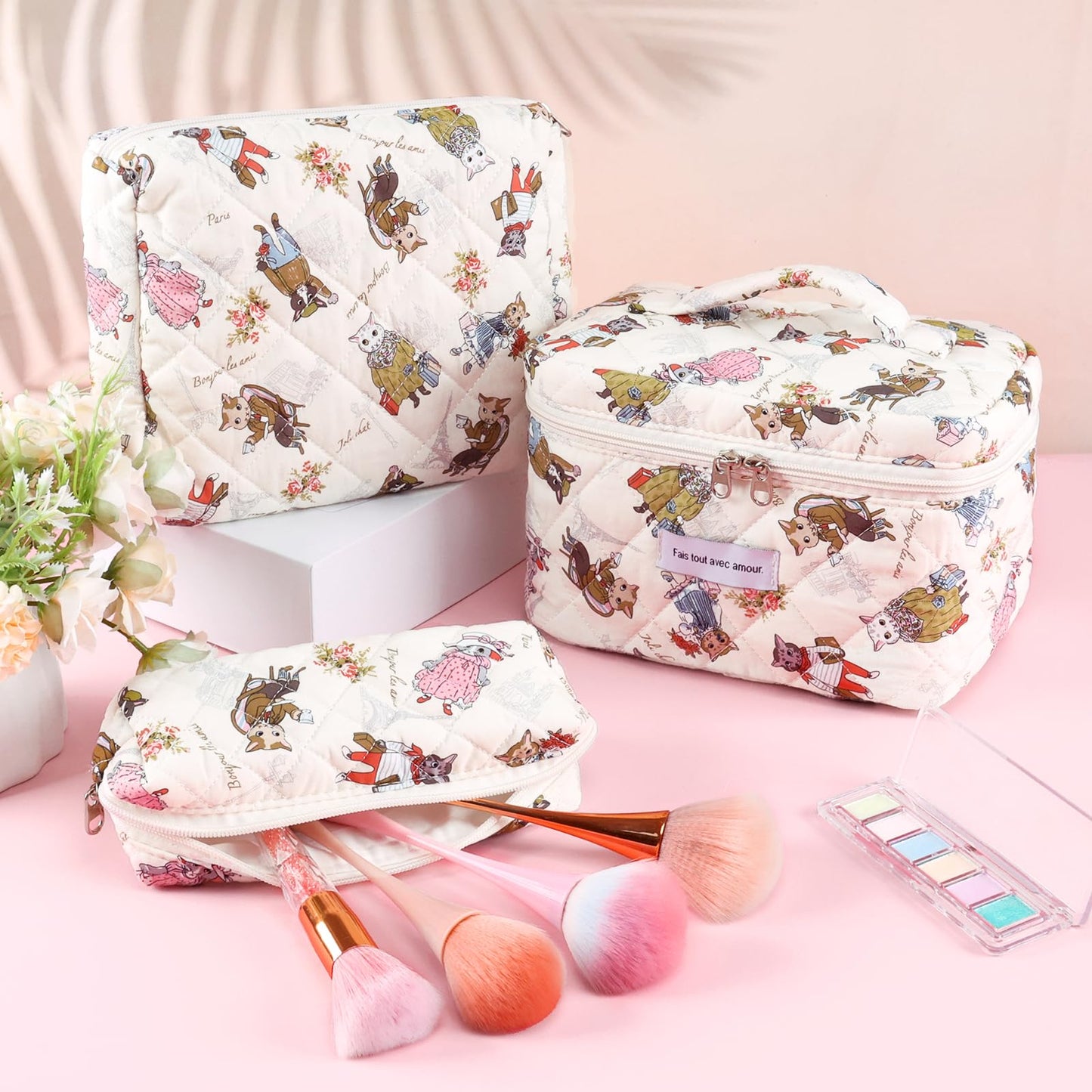 YINGJEE Large Quilted Makeup Bag for Women and Girls, Cute Coquette Floral Cotton Cosmetic Bag, Aesthetic Travel Organized Toiletry Bags (08-colorful cats)