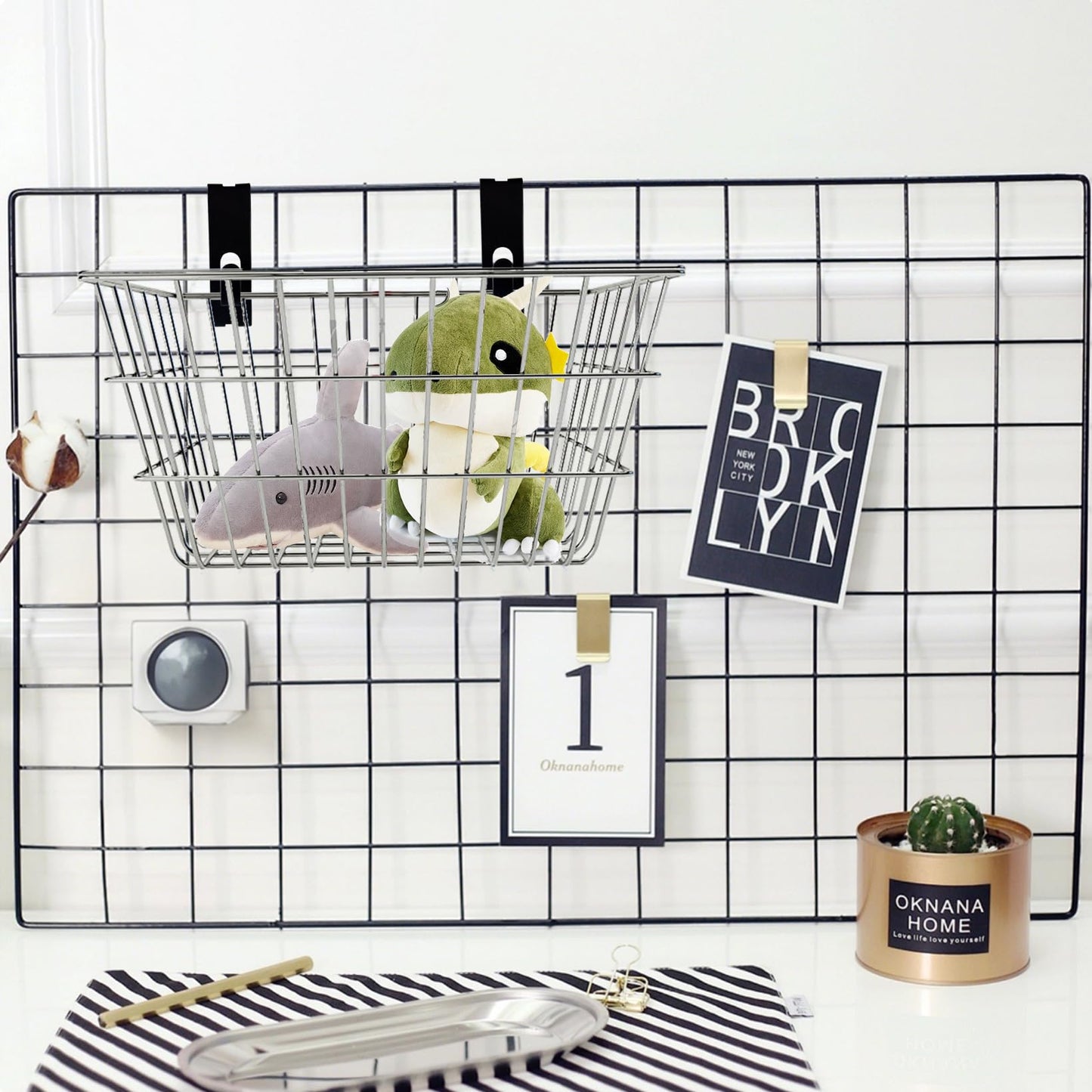 7RiversART Utility Notch Display Hook Gridwall Black Metal Gridwall Picture Hanger Gridwall Accessories for Retail, Displaying Photogragh, Art Shows, Paintings (32)