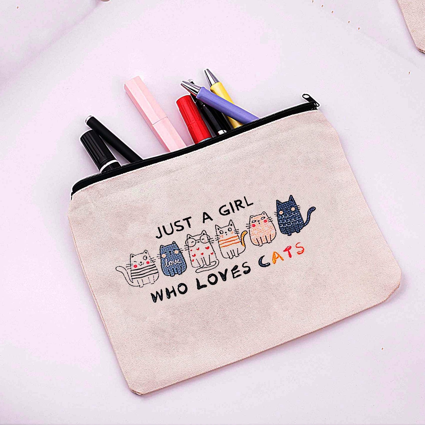 Pebarmnt Cat Lovers Makeup Bag Canvas Cosmetic Pouch with Cute Cats Design Just A Girl Who Loves Cats (cat)