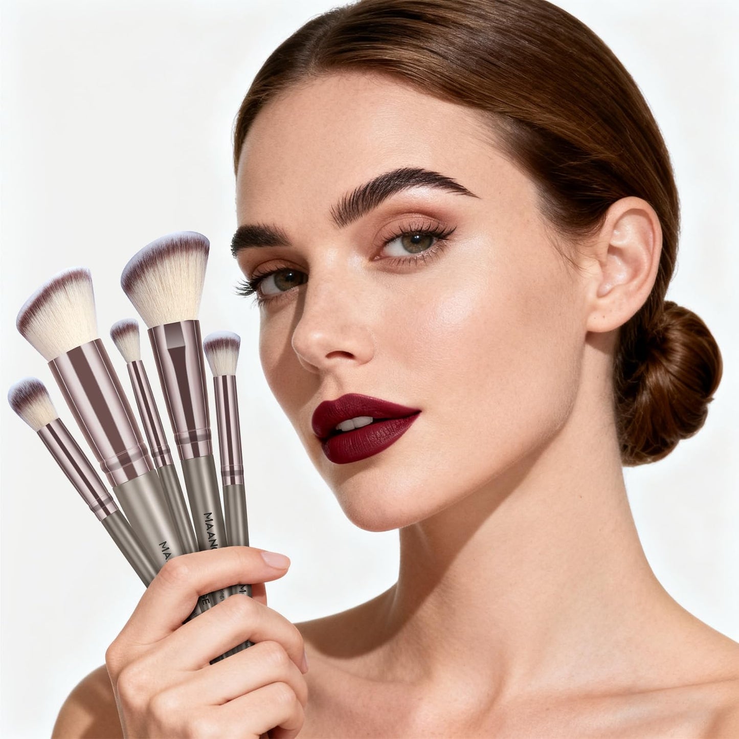MAANGE 30Pcs Professional Makeup Brush Set with Case – Premium Synthetic Brushes for Foundation, Powder, Blush, Eyeshadow & Blending,Champagne