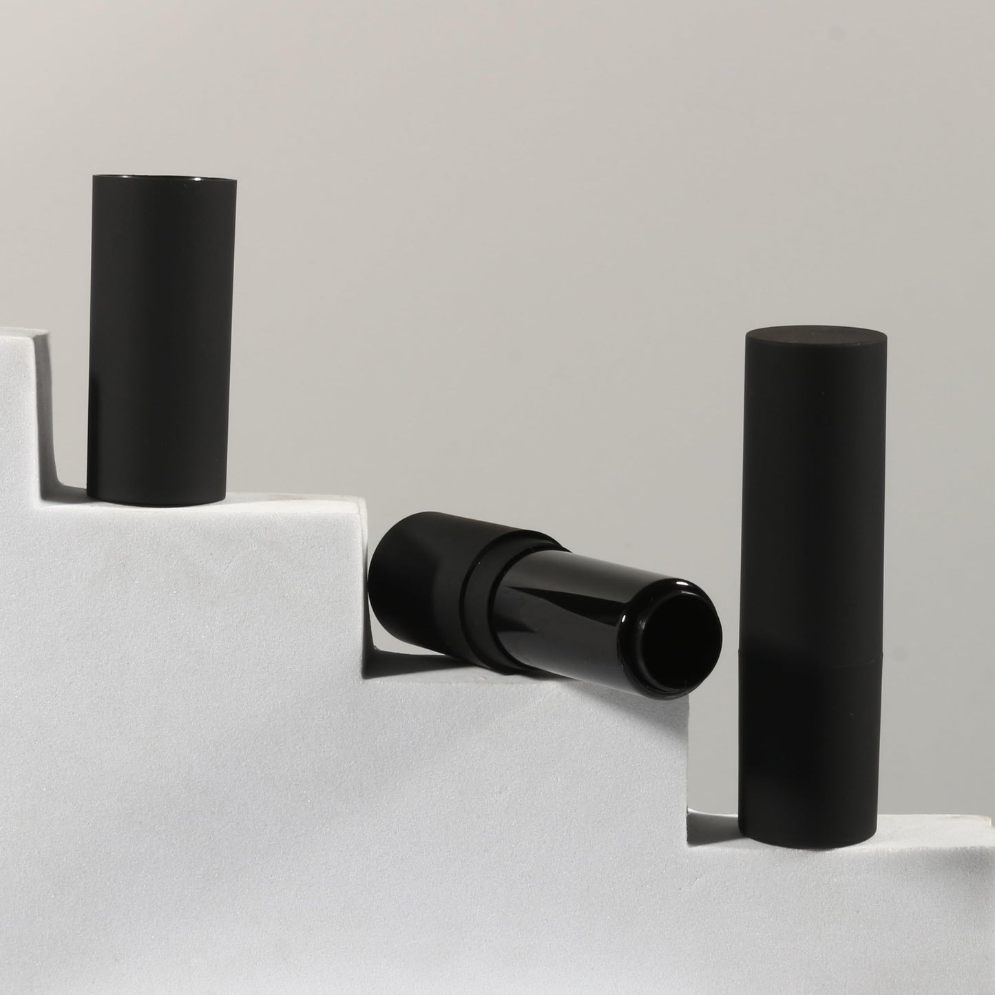 COSIDEA 30pcs Empty Round Matte Black 12.1mm lipstick tubes Man's lipbalm container DIY cosmetic packing tube