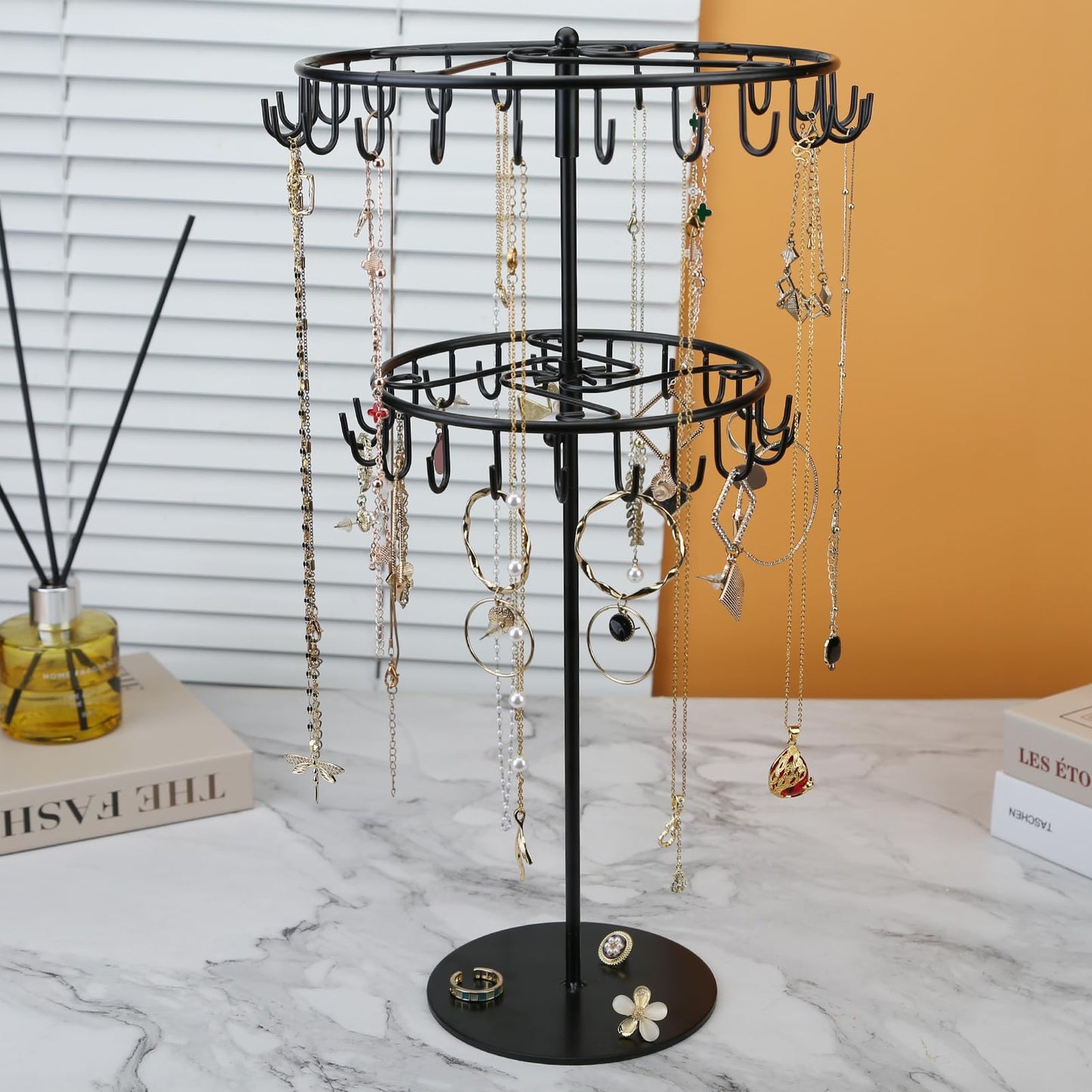 Diridbaz jewelry storage rack Rotating Jewelry Display is used to organize and store necklaces, earrings, bracelets, rings﻿-black