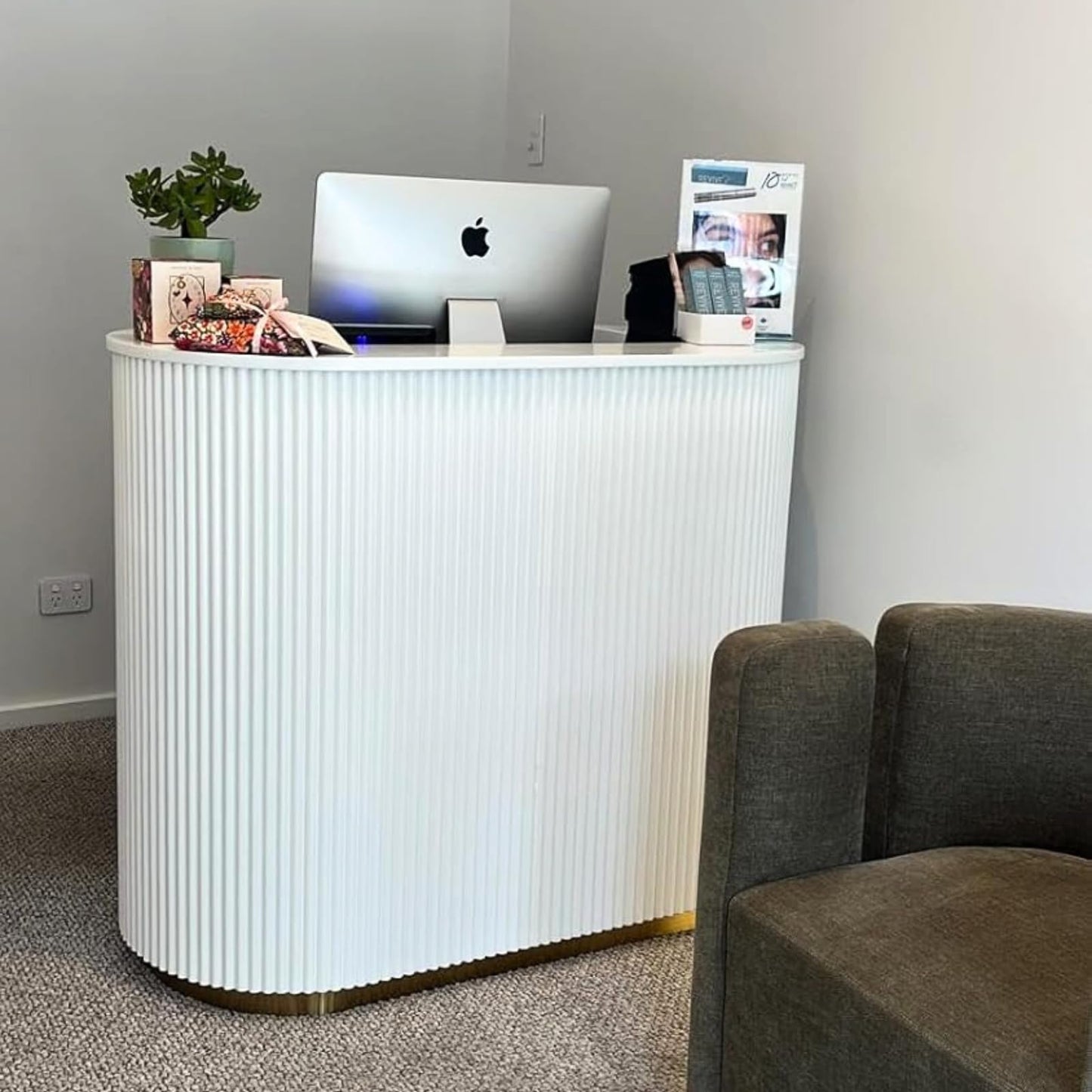 Modern Reception Desk with Counter,White Upgraded Front Counter Table for Beauty, Spa, Nail, Hair Salon, Lobby,1200 * 600 * 1000mm(47 * 24 * 39'')