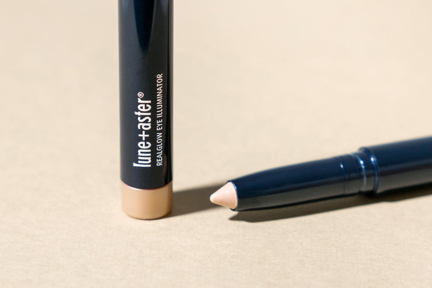 Lune+Aster Eye Illuminator Highlighter Pencil Crayon, Silky Champagne
