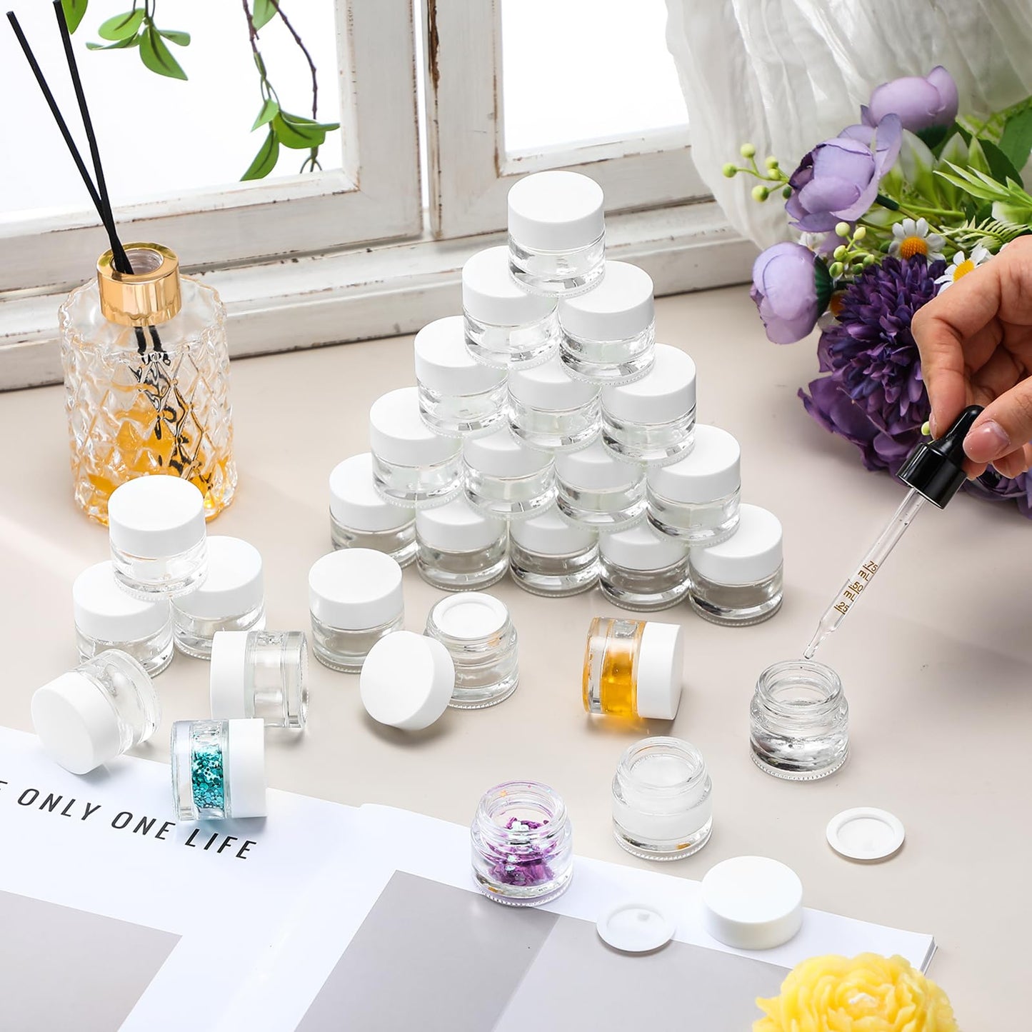 Norme 140 Pack 10 ml Glass Cosmetic Jars with Lids, Bulk Empty Refillable Sample Jars for Lip Balm, Cream, Lotion, Travel Jar for Creams, Inner Liner, Wide Mouth(White,Plastic)