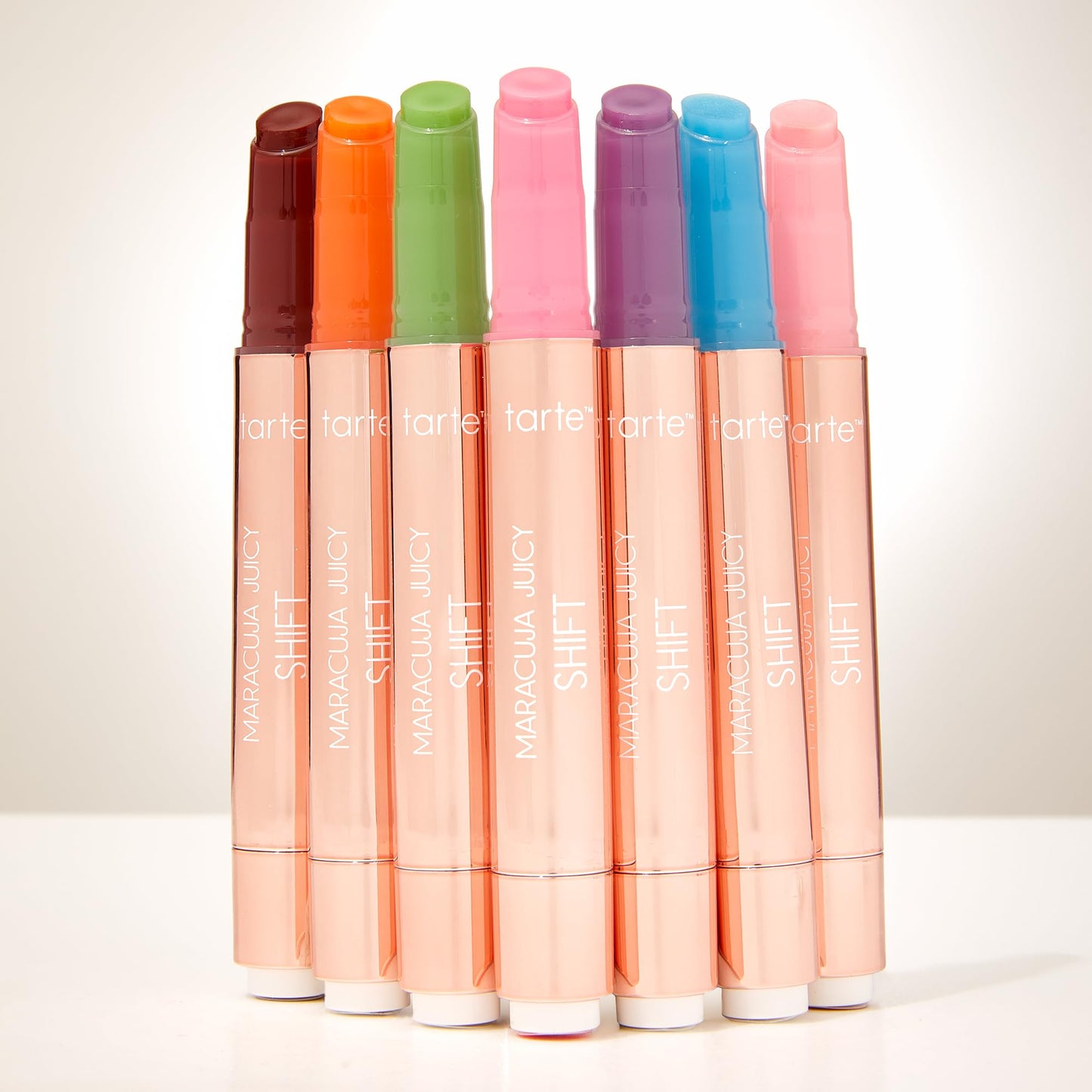 tarte maracuja juicy lip shift – Hydrating & Volumizing Lip Plumper Gloss Balm, Hyaluronic Acid, pH-Powered Plumping Lipgloss, High Shine Finish, Vegan & Cruelty-Free, full size, honeysuckle