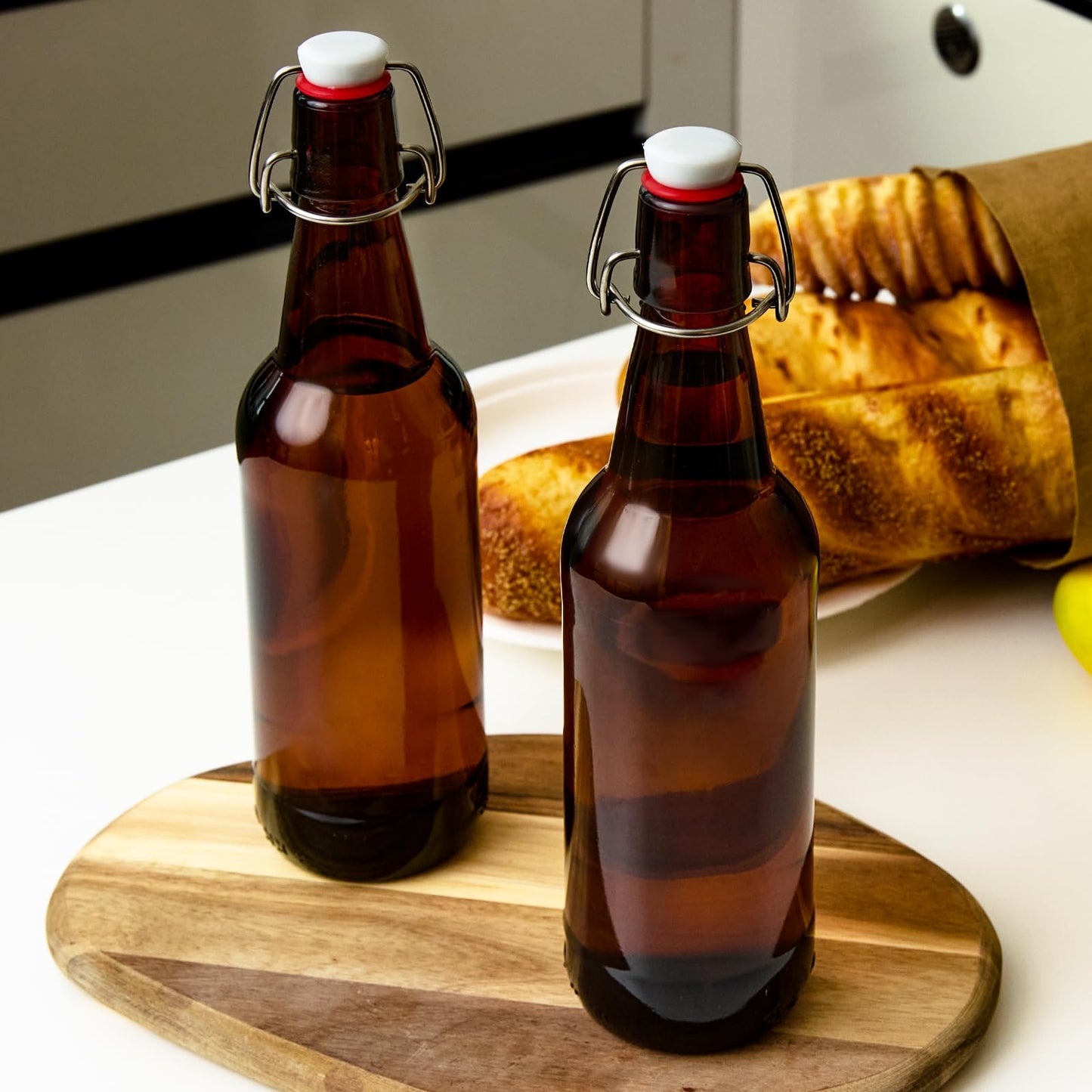 16.5oz Amber Beer Bottles with Flip Caps Set of 10, Swinging Top Glass Brewing Bottles with Airtight Lids for Vanilla Extract, Fermentation Kombucha, Beverage, Water, Kefir, Soda