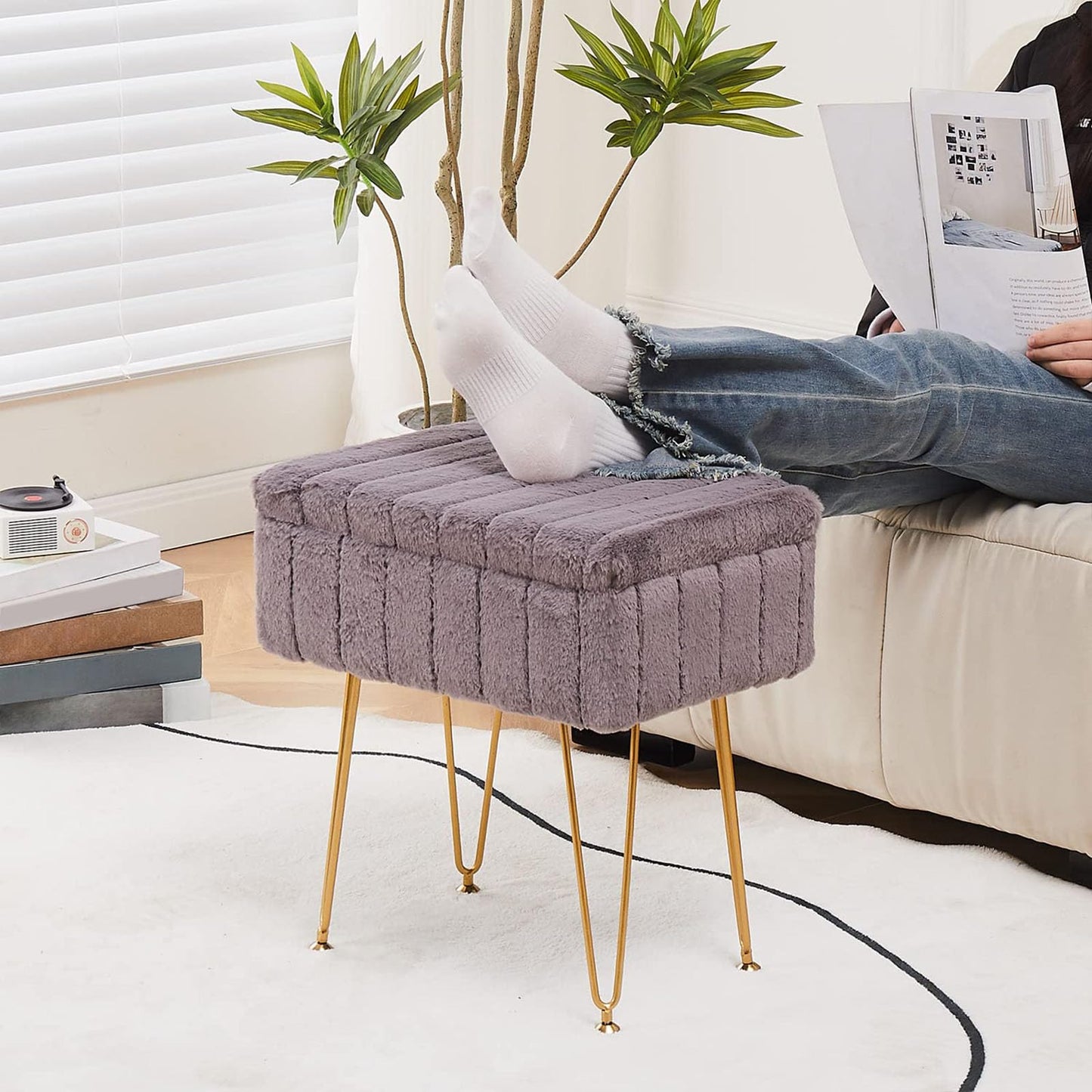 Wimarsbon Faux Mink Fur Storage Ottoman, Modern Soft Footstool, Storage Bench with Metal Legs, Vanity Seat, Fur Stool, Ottoman Coffee Table, Makeup Chair, Vanity Stools for Bedroom (Grey)