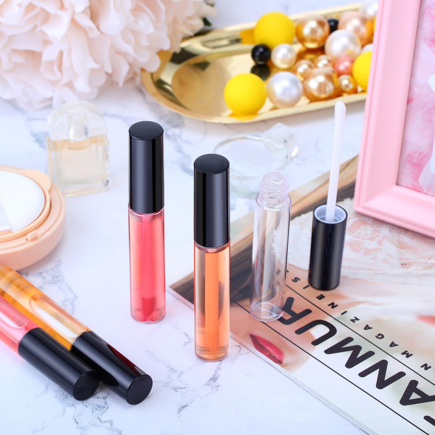 Nuanchu 200 Pcs 10 ml Empty Lip Gloss Tubes, Small Lip Gloss Containers Clear Plastic Mini Refillable Balm Containers Bottles with Wand and Rubber Inserts DIY Makeup (Black)