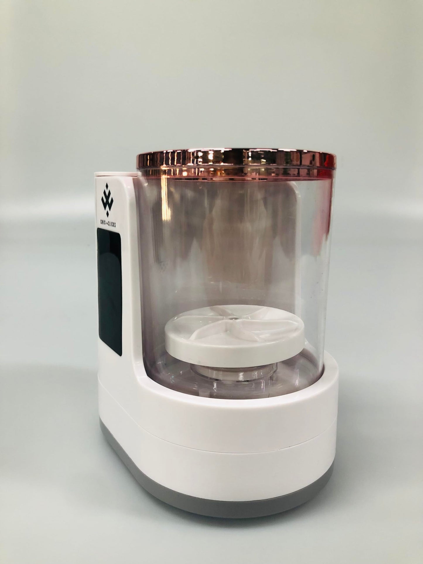 Portable Makeup Brush Cleaner & Dryer Machine– Automatic Electric Portable Spinning Cosmetic Brush Washing Machine, USB Powered - No betteres Needed.