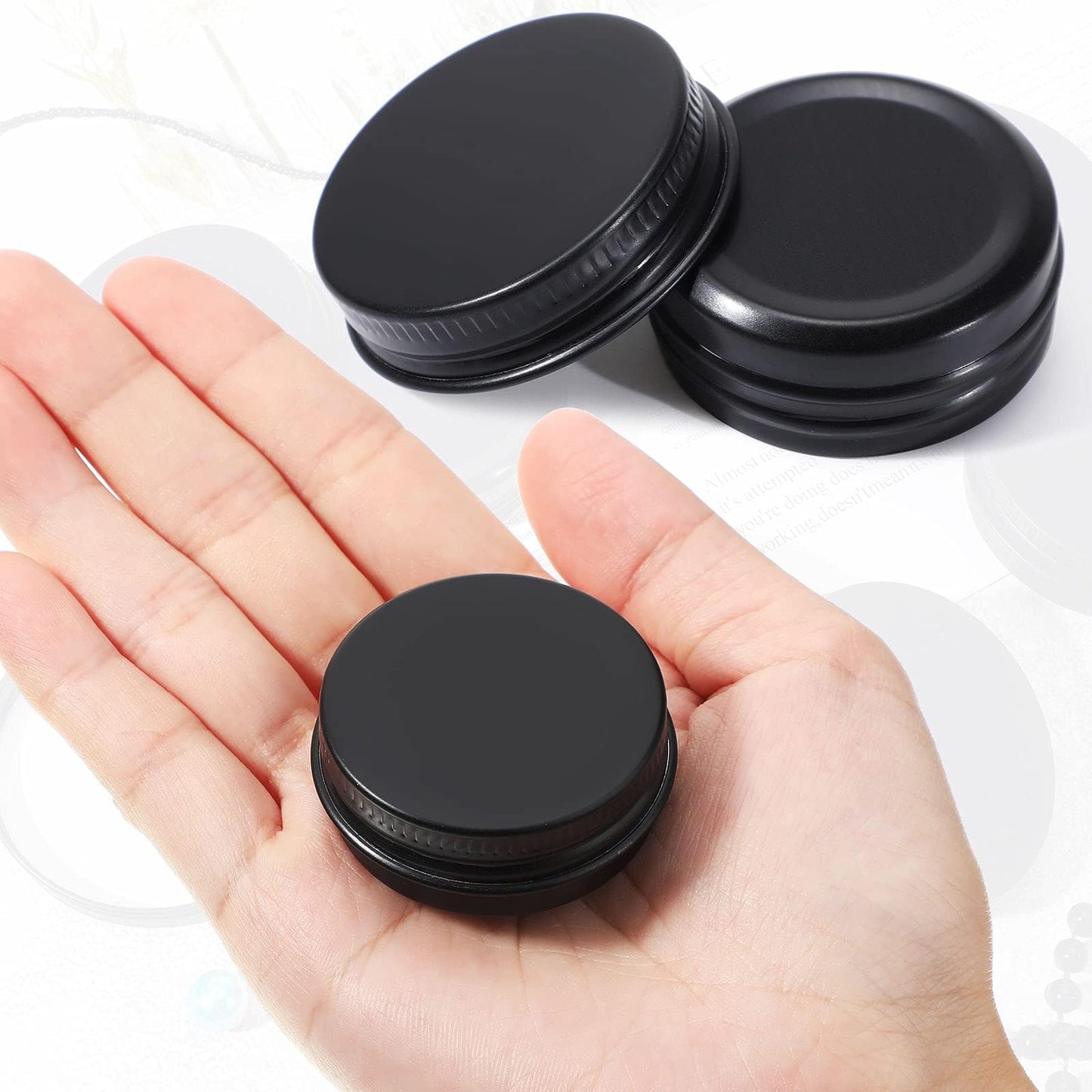 Patelai 36 Pack 0.5oz Round Lip Balm Tin Cans with Screw Lid Aluminum Lip Balm Small Tin Containers Screw Slide Top Metal Empty 15ml Refillable Cosmetic Sample Containers Storage Travel Jars for DIY
