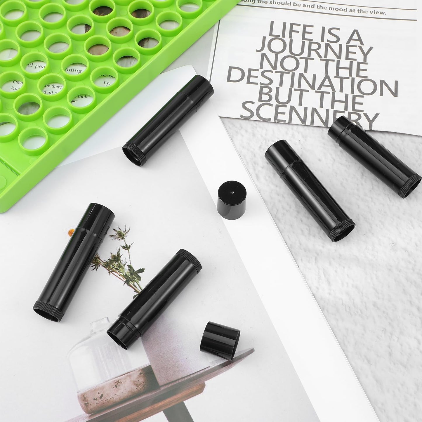 122Pcs Lip Balm Tubes Empty 5ml/0.17oz with Filling Tray & Spatula, Black Refillable Twist-Up Containers for DIY Lip Gloss, Salve, Portable Travel Size