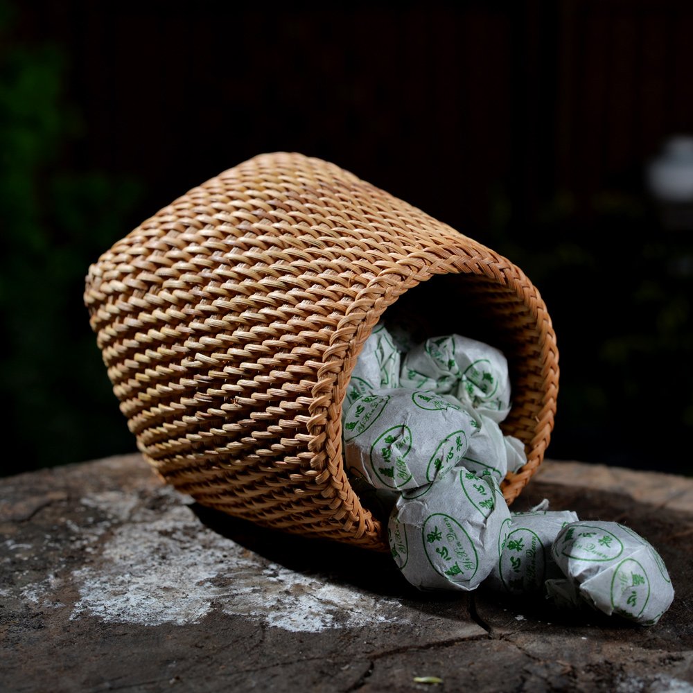 amololo Handmade Rattan Pencil Holder, Cone Makeup Brush Holder, Table Décor Organizer Cups for Stationery, Cosmetic Brushes, Flower Vase, Brown, 7 Inch (Round Top, Cube Bottom)