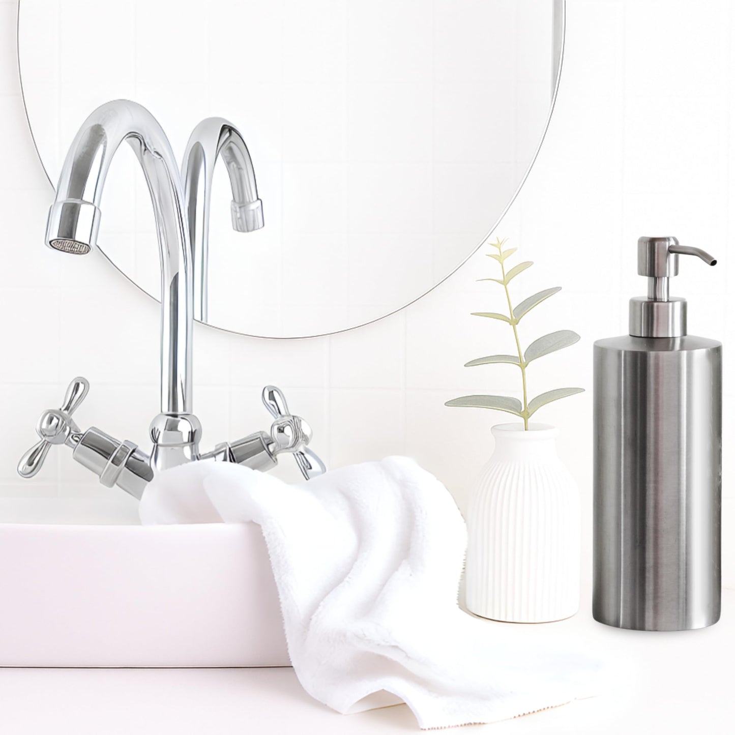 Silver Soap Dispenser for Kitchen & Bathroom – 15 oz Refillable Pump Bottle for Dish Soap, Hand Soap, Shampoo, Conditioner – Modern Countertop Dispenser with Non-Slip Protective Pads