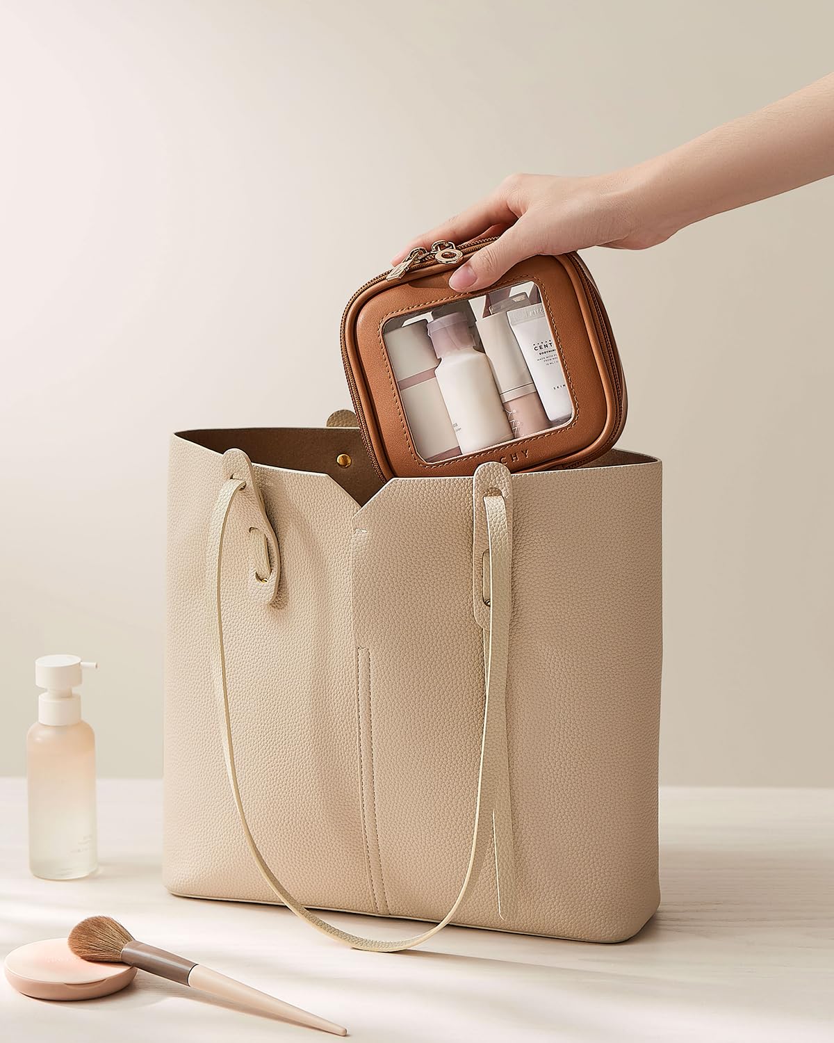EACHY Clear Makeup Bag，Waterproof TSA Approved Toiletry Bag with Zipper for Women, Make Up Organizer and Skincare Pouch, Portable Car or Purse Bag for Travel Essentials