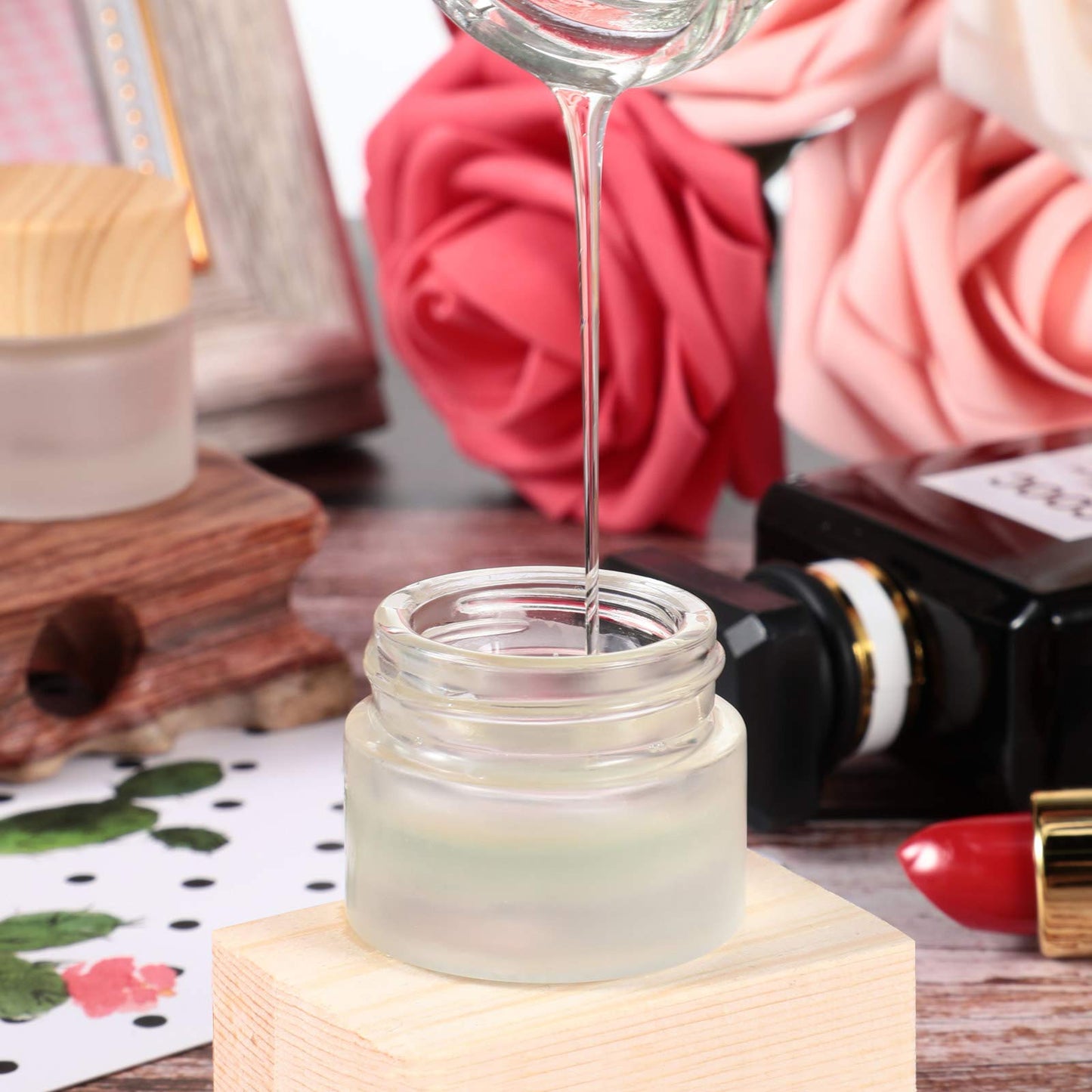 Geiserailie 30 Pieces Glass Cosmetic Containers Empty Sample Jars with Leak Proof Lids Makeup Sample Containers for Lotion Cream Cosmetic (5 Gram)
