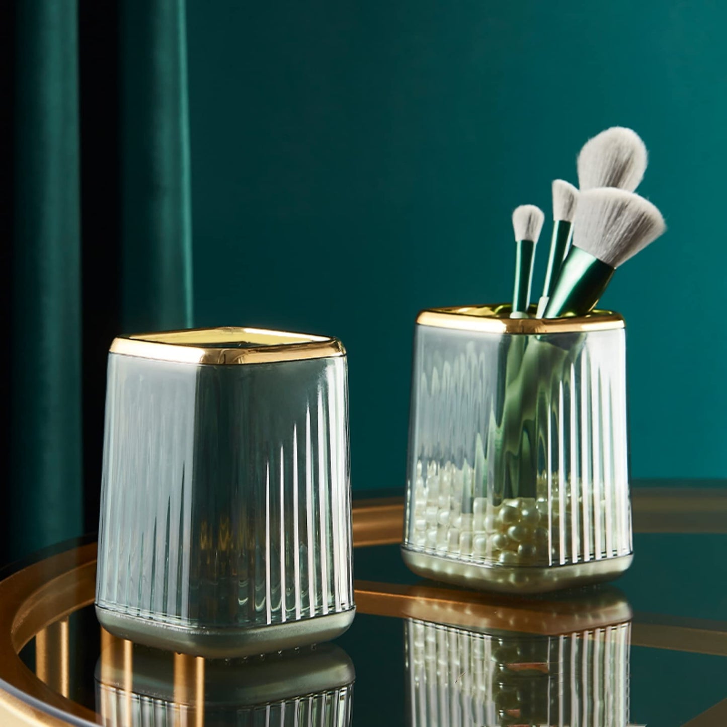 RANNYOZIO 2 Pcs Makeup Brush Holder Green Acrylic Makeup Brushes Organizer Pen Pencil Holder Cosmetic Brush Holder for Vanity Bathroom Decor Valentines Day Gift