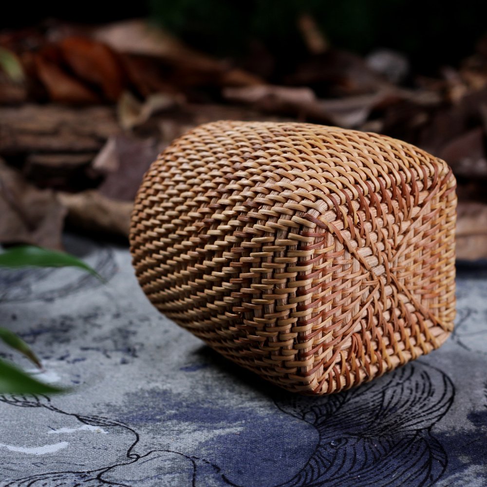 amololo Handmade Rattan Pencil Holder, Cone Makeup Brush Holder, Table Décor Organizer Cups for Stationery, Cosmetic Brushes, Flower Vase, Brown, 7 Inch (Round Top, Cube Bottom)